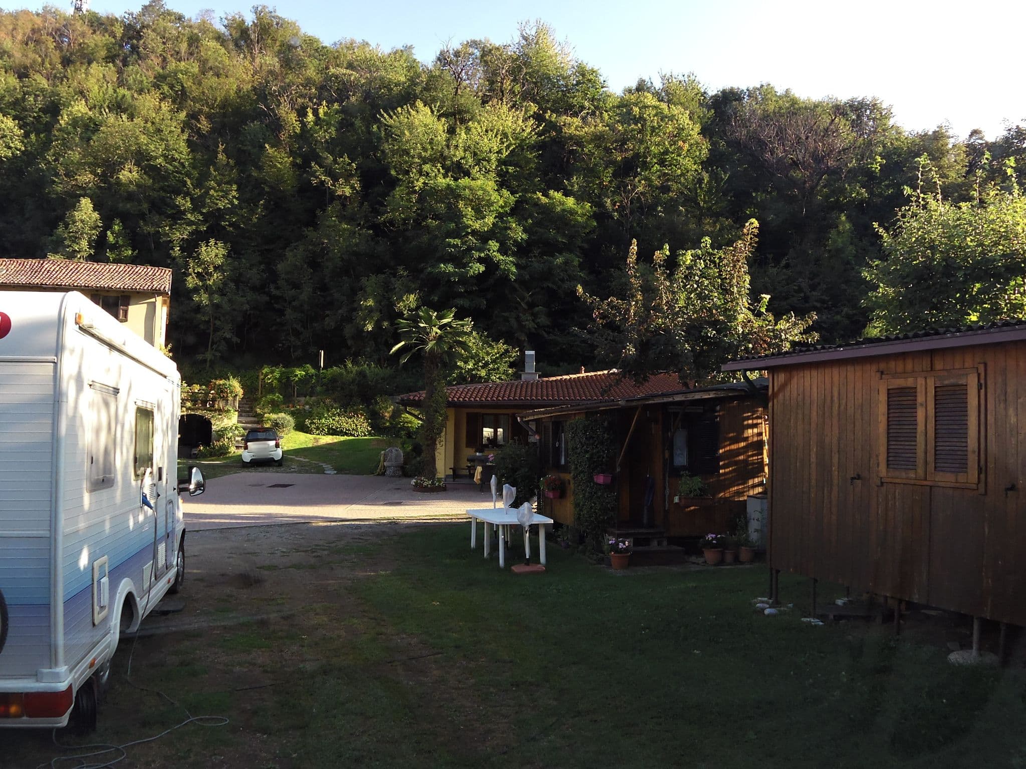 Street view near Camping La' Vedo, Lenno — © czmrtn (CC BY-SA · Mapillary)