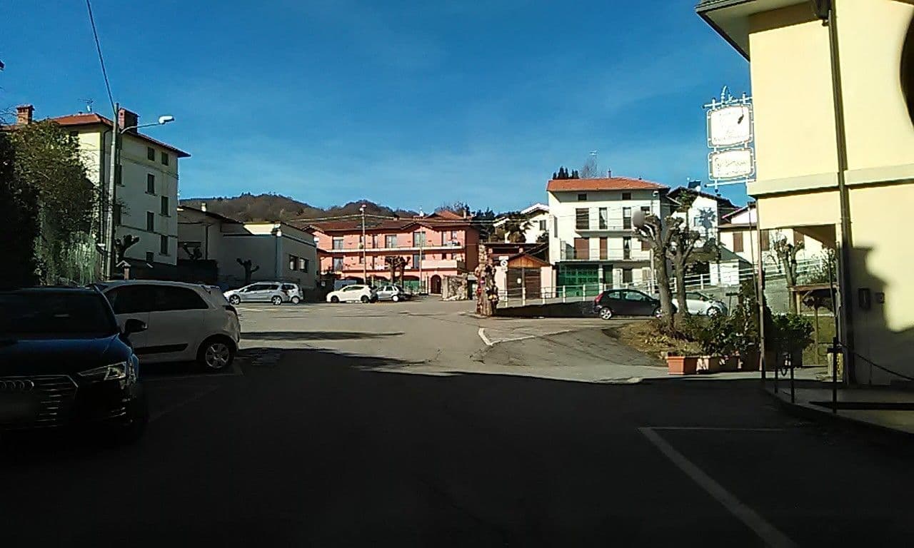 Street view near Albergo ristorante Stella Alpina, Valduggia — © mikki65 (CC BY-SA · Mapillary)