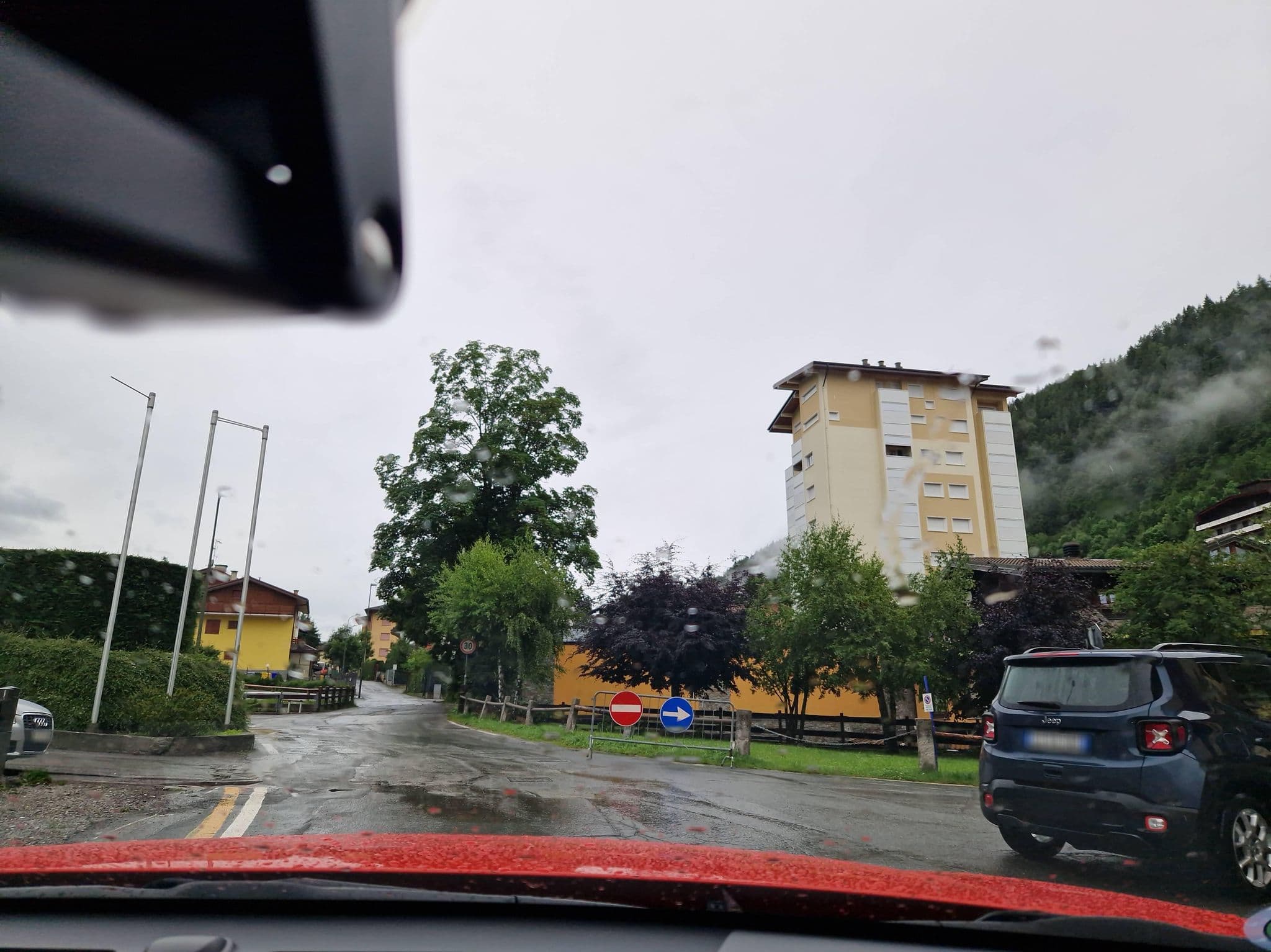 Street view near B&B Villa Brioschi, Aprica — © mcliquid (CC BY-SA · Mapillary)