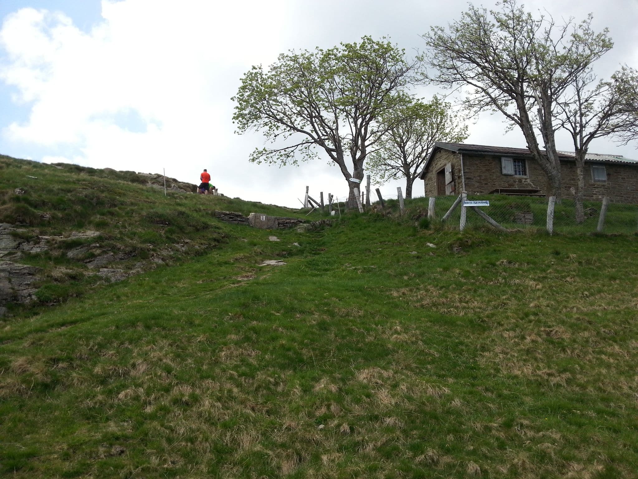 Street view near Bivacco Alpe Agario, Maccagno — © kaitu (CC BY-SA · Mapillary)
