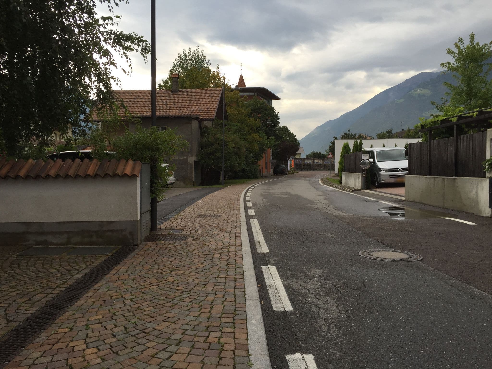 Street view near Pension Alpenland, Rablà — © tubeli (CC BY-SA · Mapillary)