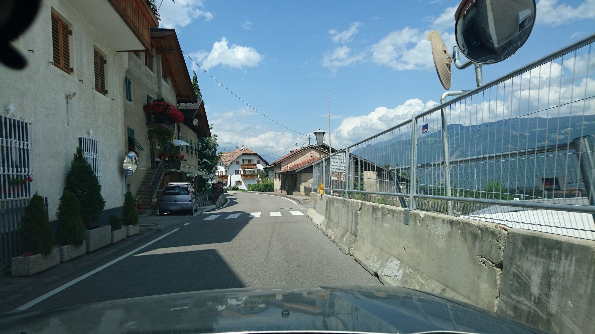 Street view near Alpina, Gargazzone — © voschix (CC BY-SA · Mapillary)