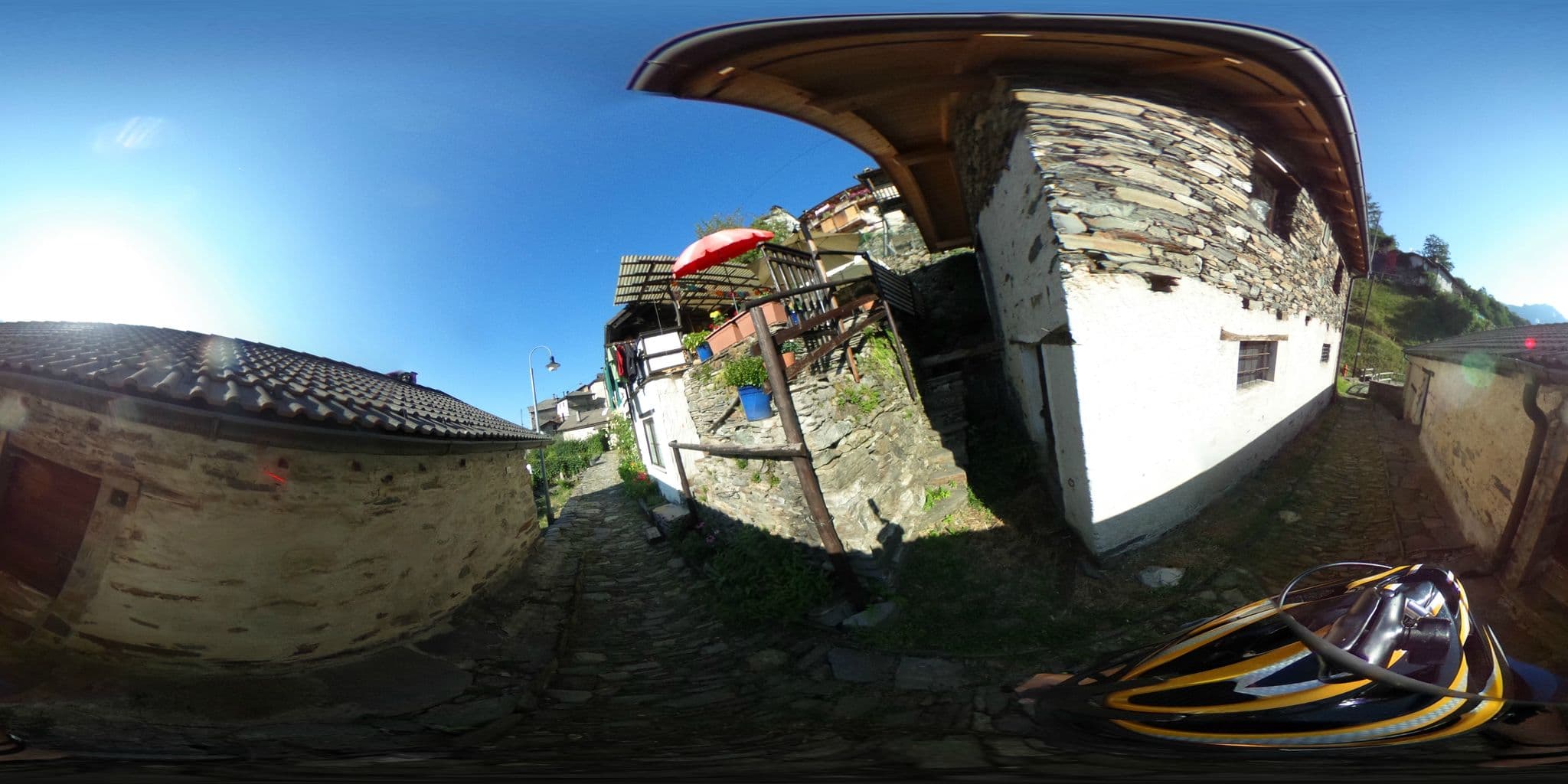 Street view near Rustico, Maccagno — © kaitu (CC BY-SA · Mapillary)