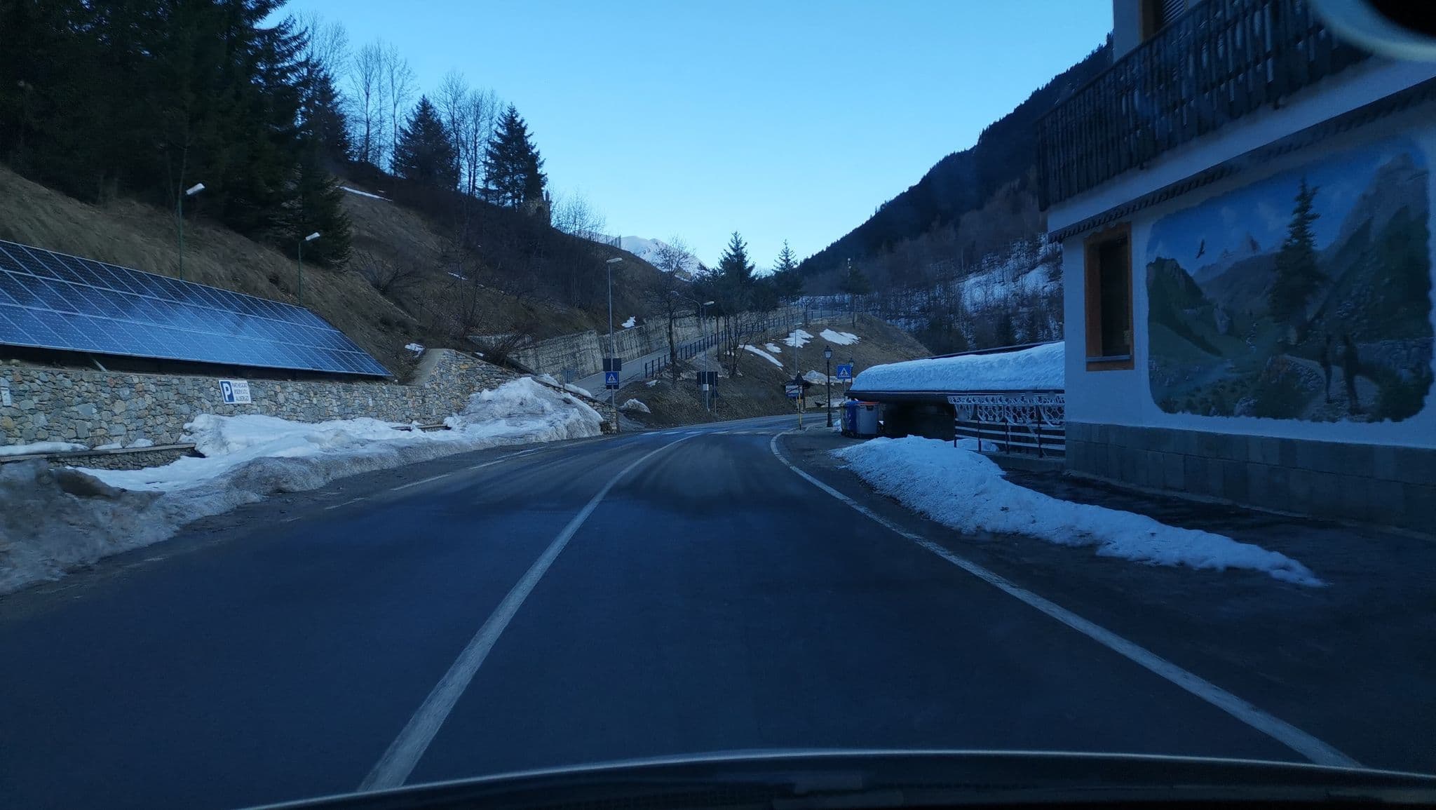 Street view near Albergo Regina delle Alpi, Demonte — © maxtar1965 (CC BY-SA · Mapillary)