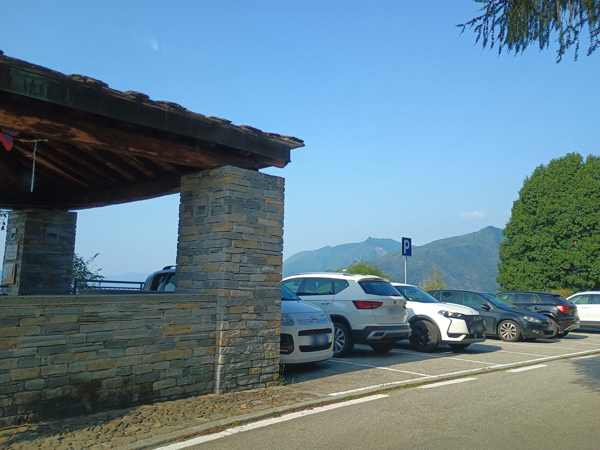 Street view near Vista Lago, Maccagno — © thetornado76 (CC BY-SA · Mapillary)