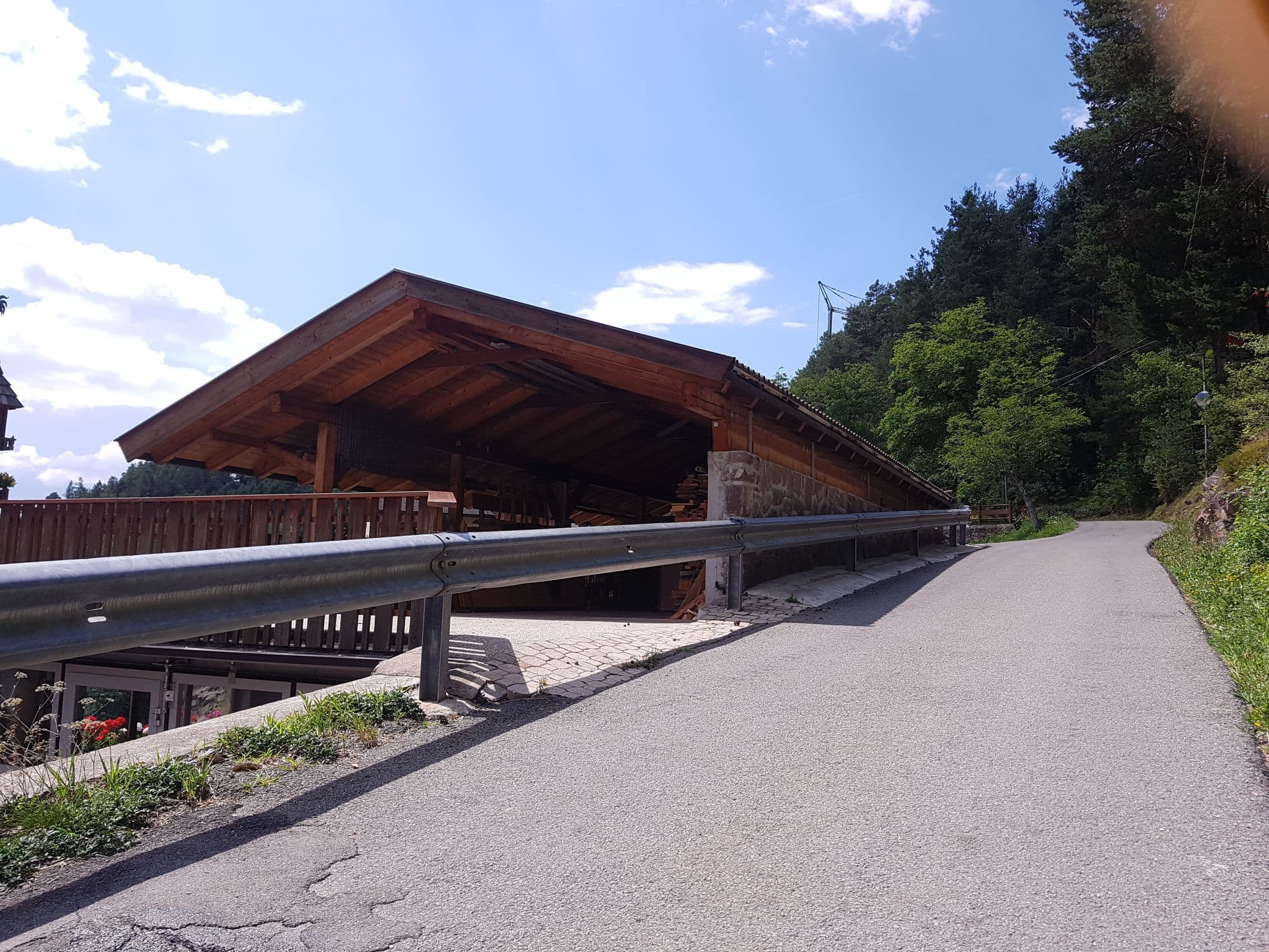 Street view near Thusnelda, Siusi
