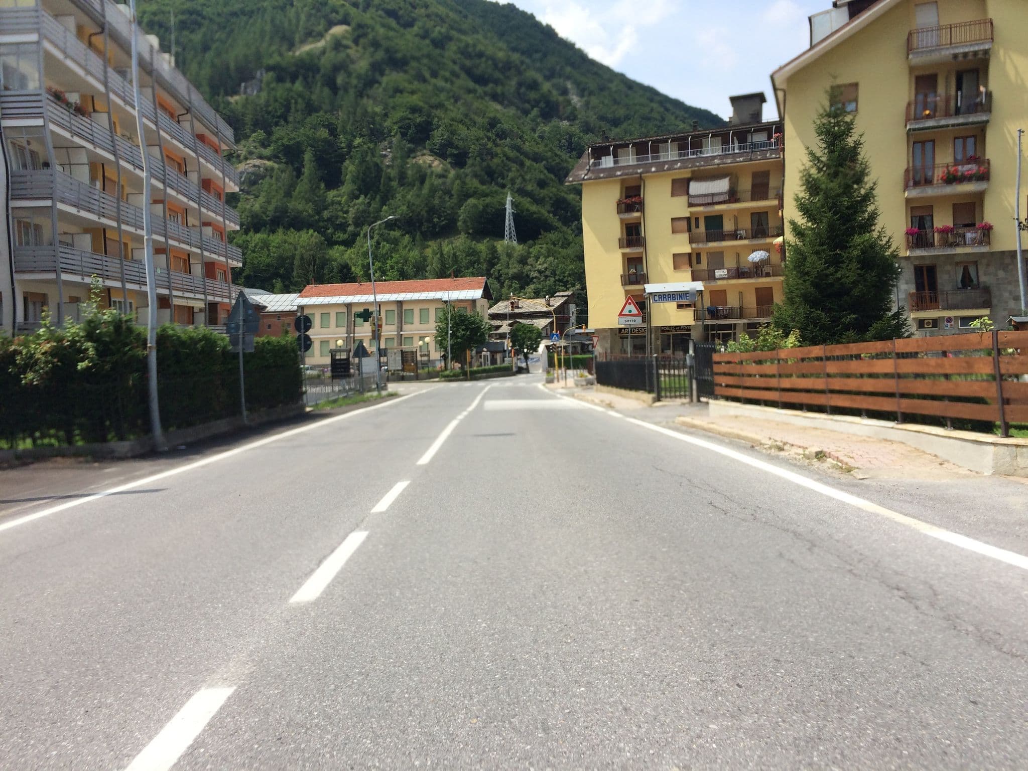 Street view near La Cà d'Fassi, Vernante — © cxc (CC BY-SA · Mapillary)