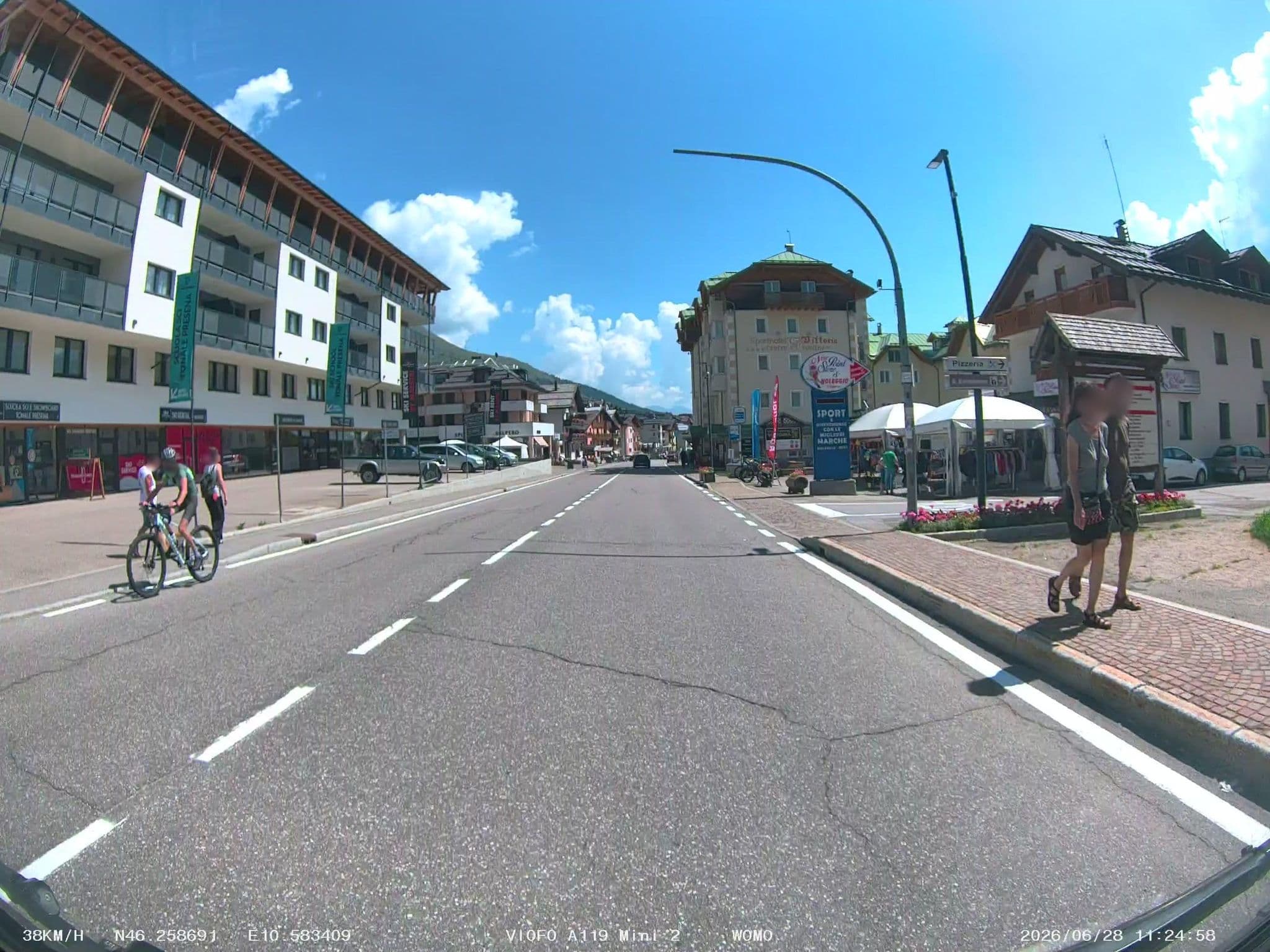 Street view near Redivalle, Ponte di Legno — © soulcover (CC BY-SA · Mapillary)