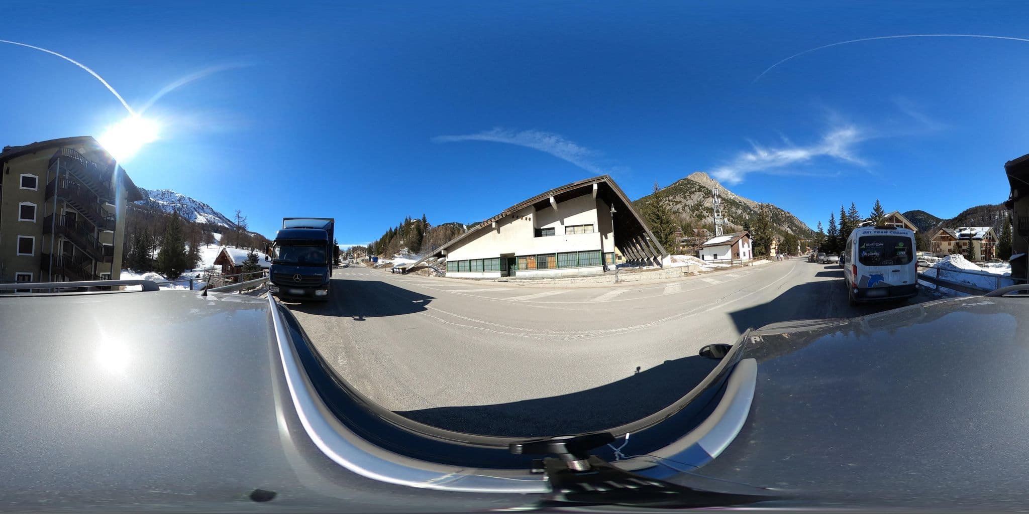 Street view near Grande Albergo Claviere, Oulx — © canfe (CC BY-SA · Mapillary)