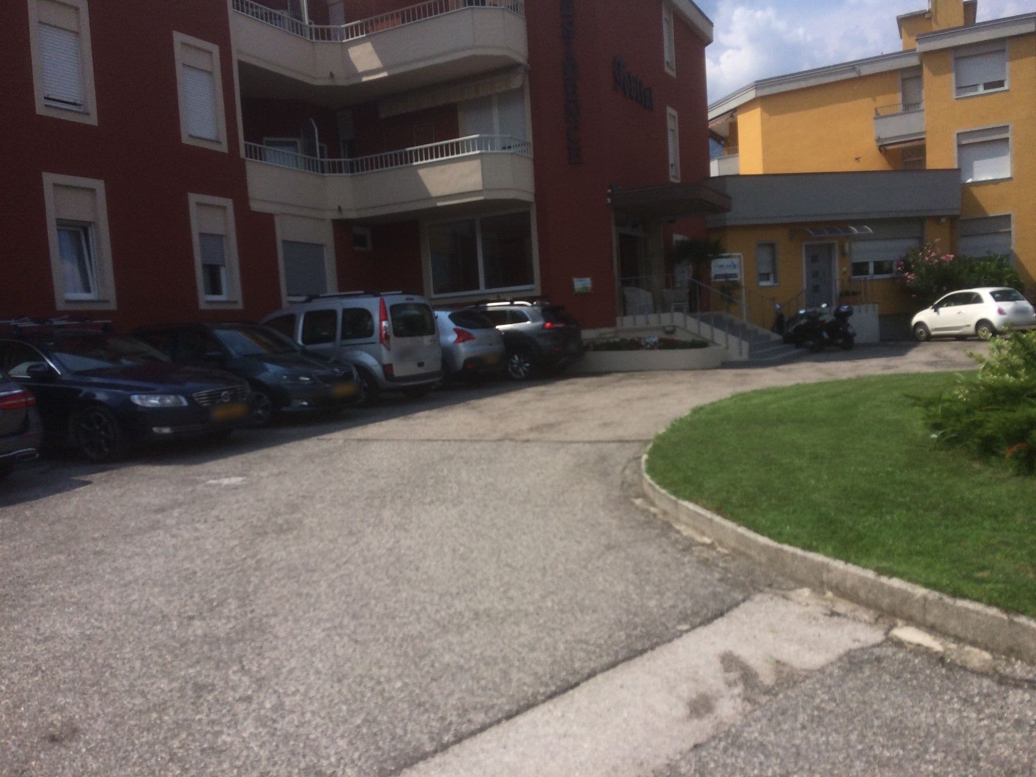 Street view near Residence Toblini, Nago-Torbole — © rufus1295 (CC BY-SA · Mapillary)