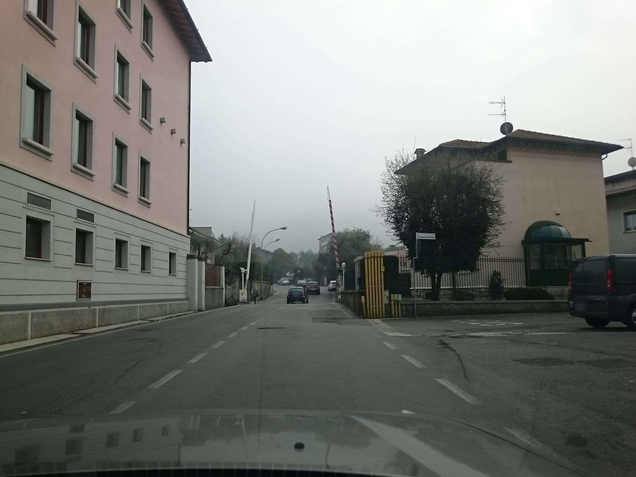 Street view near International Hotel, Iseo — © voschix (CC BY-SA · Mapillary)
