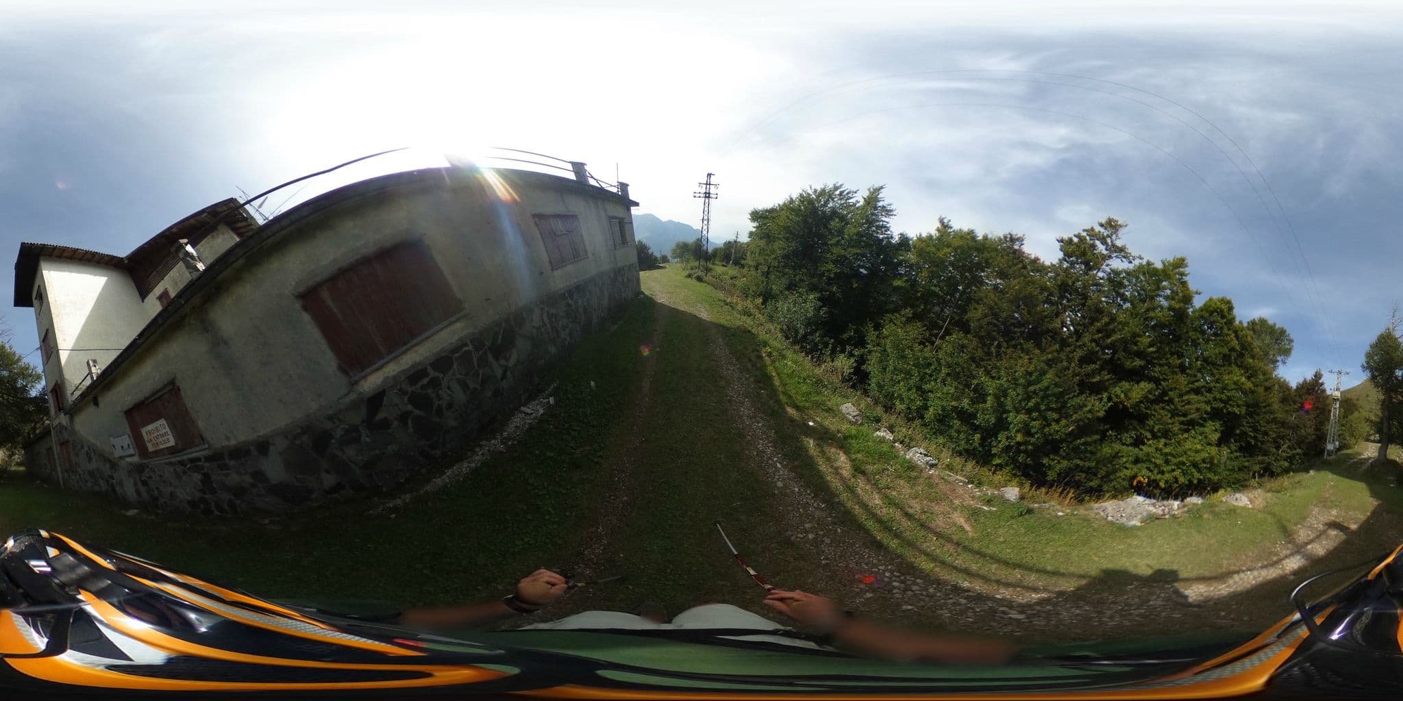 Street view near Albergo Pequeno, Barzio — © kaitu (CC BY-SA · Mapillary)