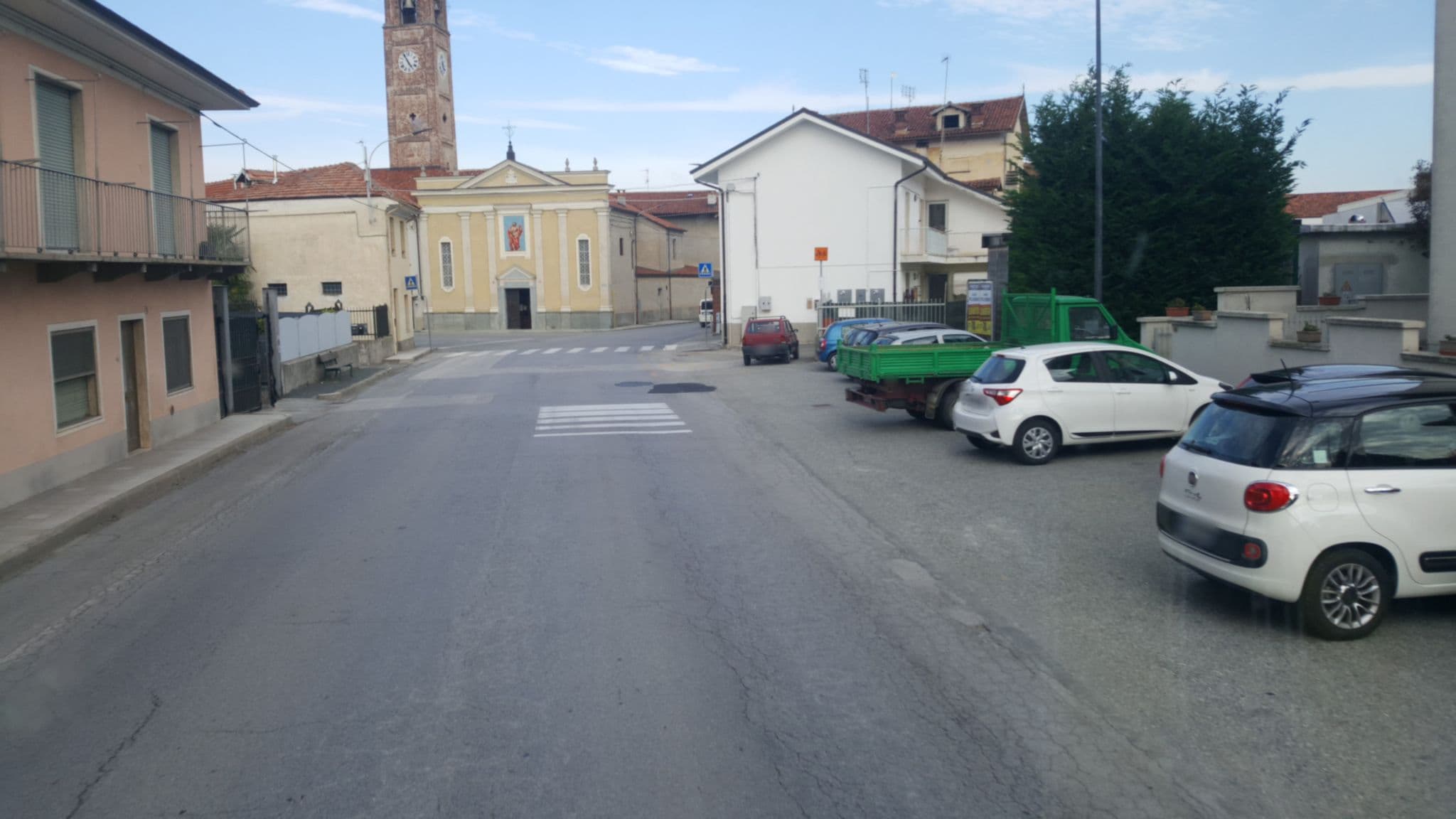 Street view near Trattoria del Castello, Verzuolo — © klimakas (CC BY-SA · Mapillary)