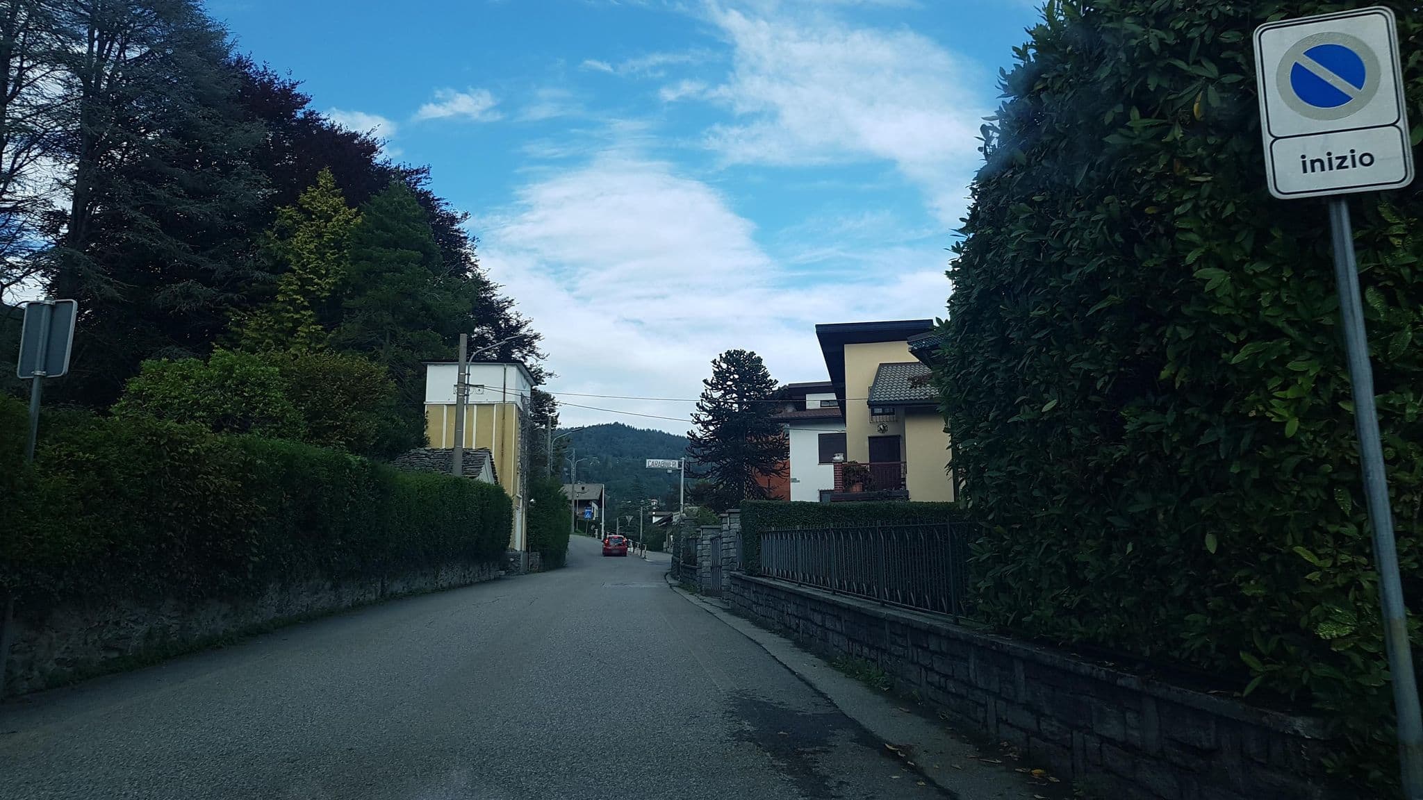 Street view near Hotel Moderno, Arizzano — © igorzo (CC BY-SA · Mapillary)