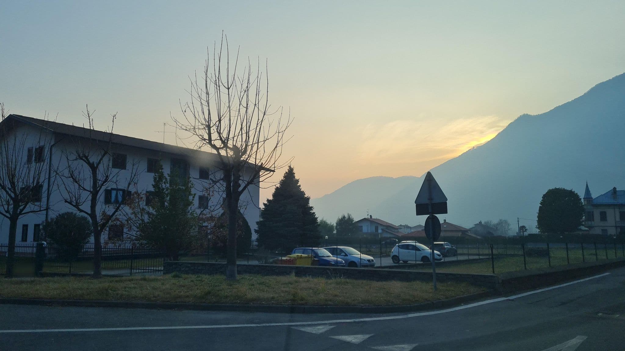 Street view near Ostello di San Germano, Borgofranco d'Ivrea — © laniuscollurio (CC BY-SA · Mapillary)