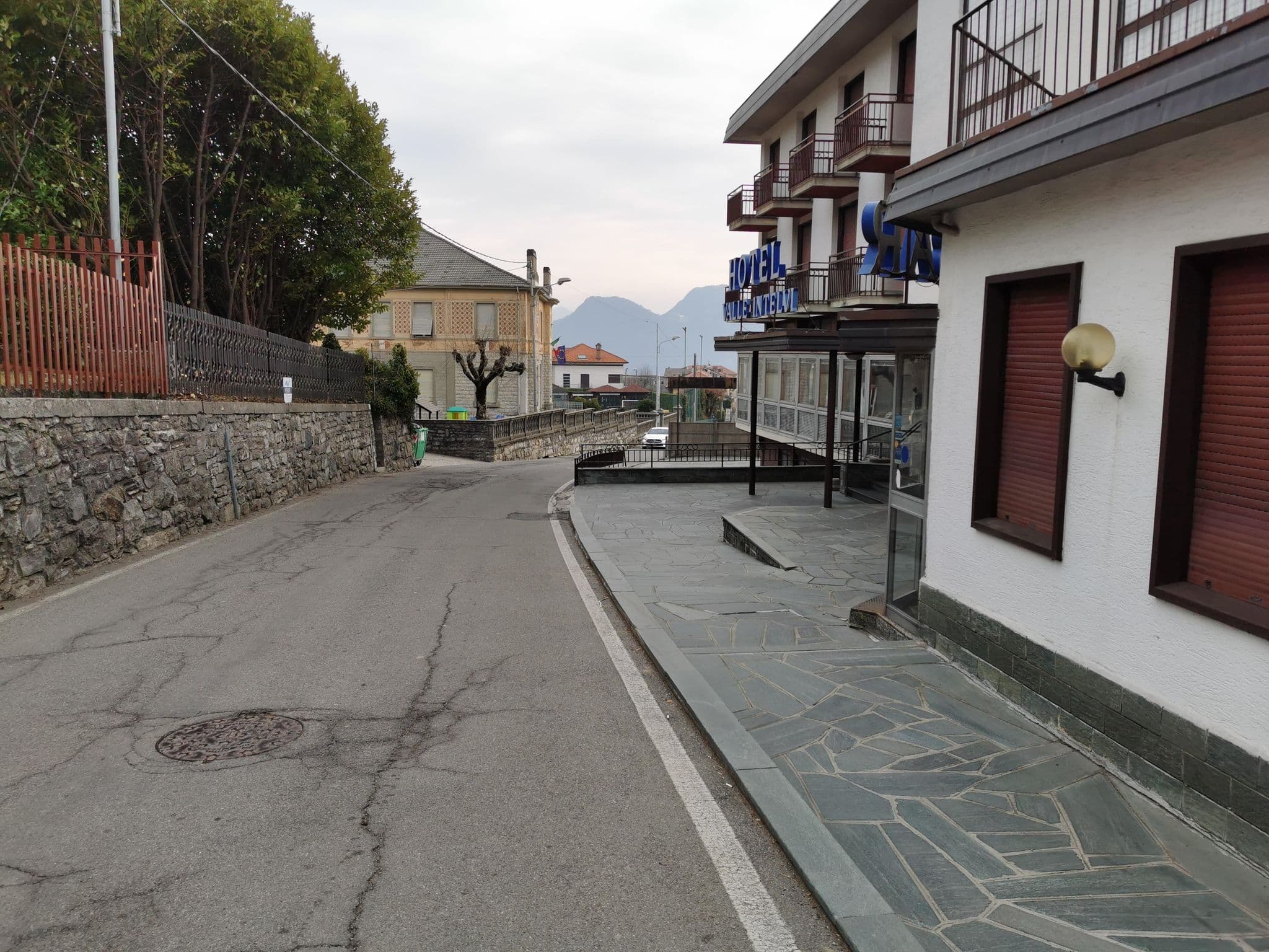Street view near Hotel Valle Intelvi, San Fedele Intelvi — © kaitu (CC BY-SA · Mapillary)