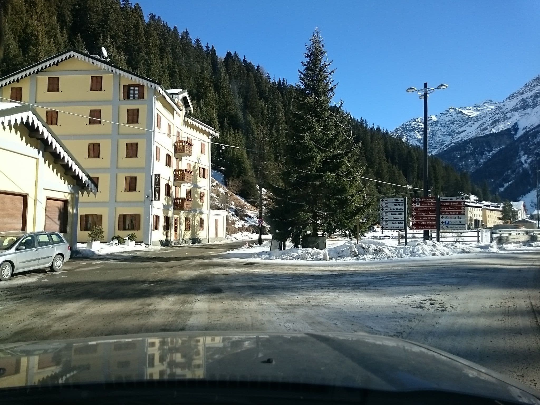 Street view near Hotel Trinité, San Nicolò — © voschix (CC BY-SA · Mapillary)
