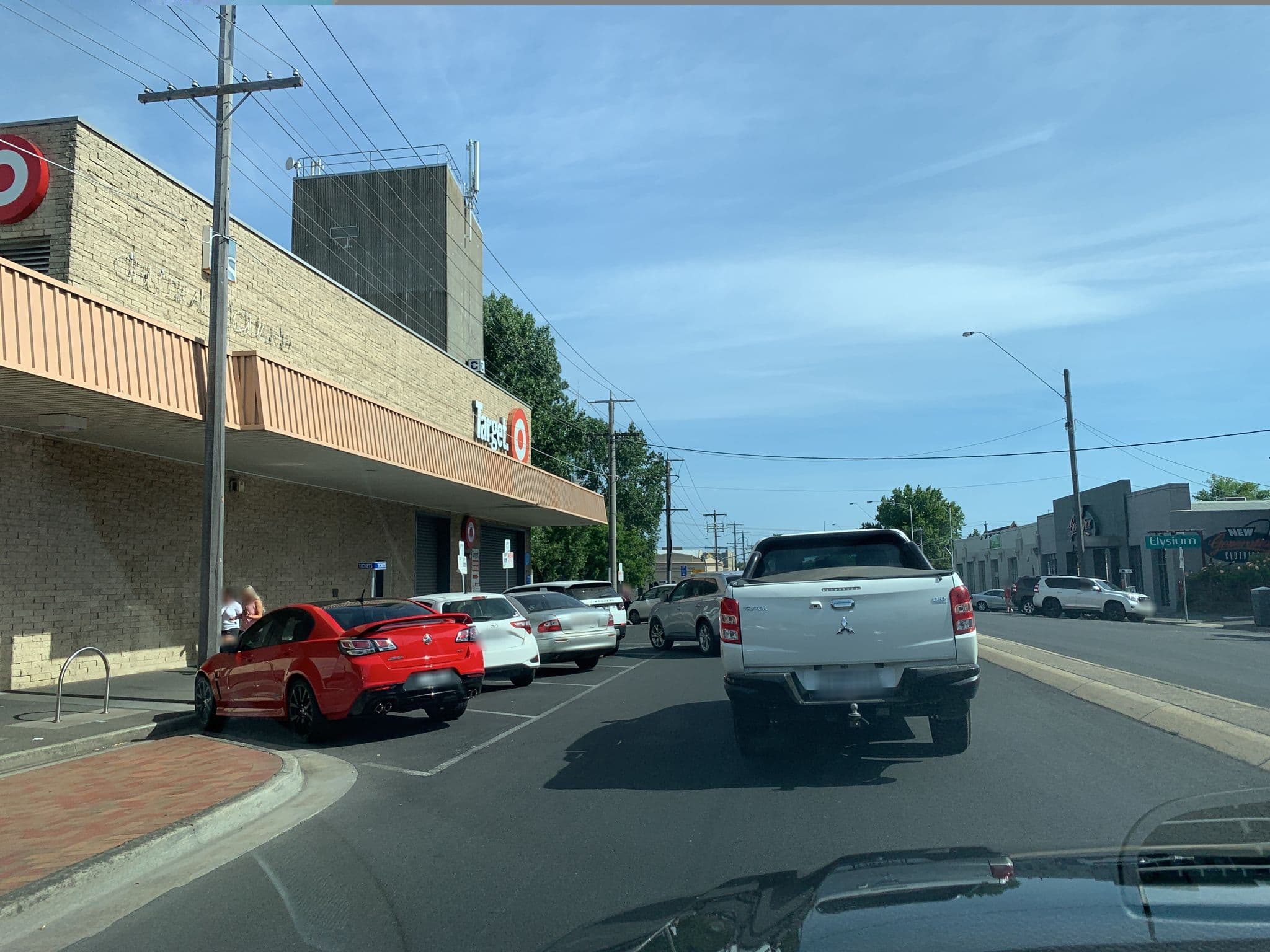 Street view near Oscar's, Ballarat Central — © pierce (CC BY-SA · Mapillary)