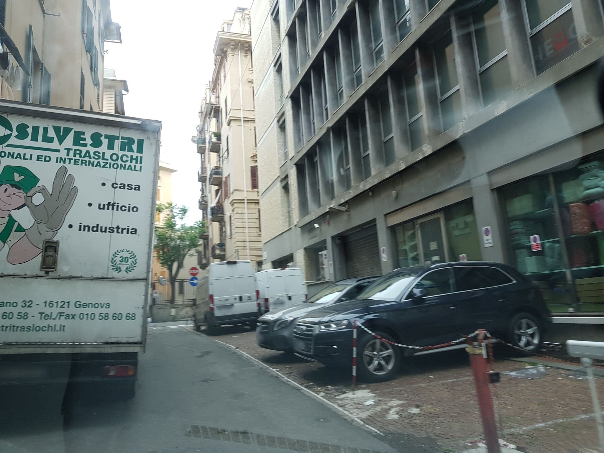 Street view near Brignole, Genoa — © ale_zena_it (CC BY-SA · Mapillary)