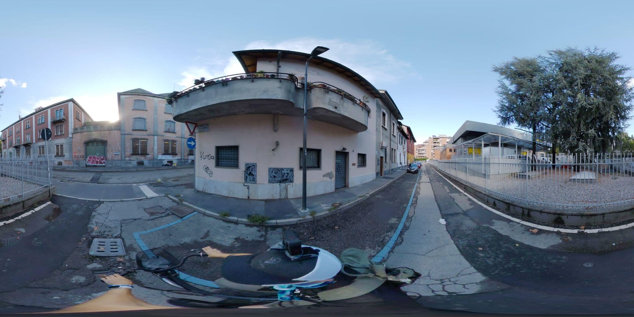 Street view near Hotel Ares, Chinatown — © mapconcierge (CC BY-SA · Mapillary)
