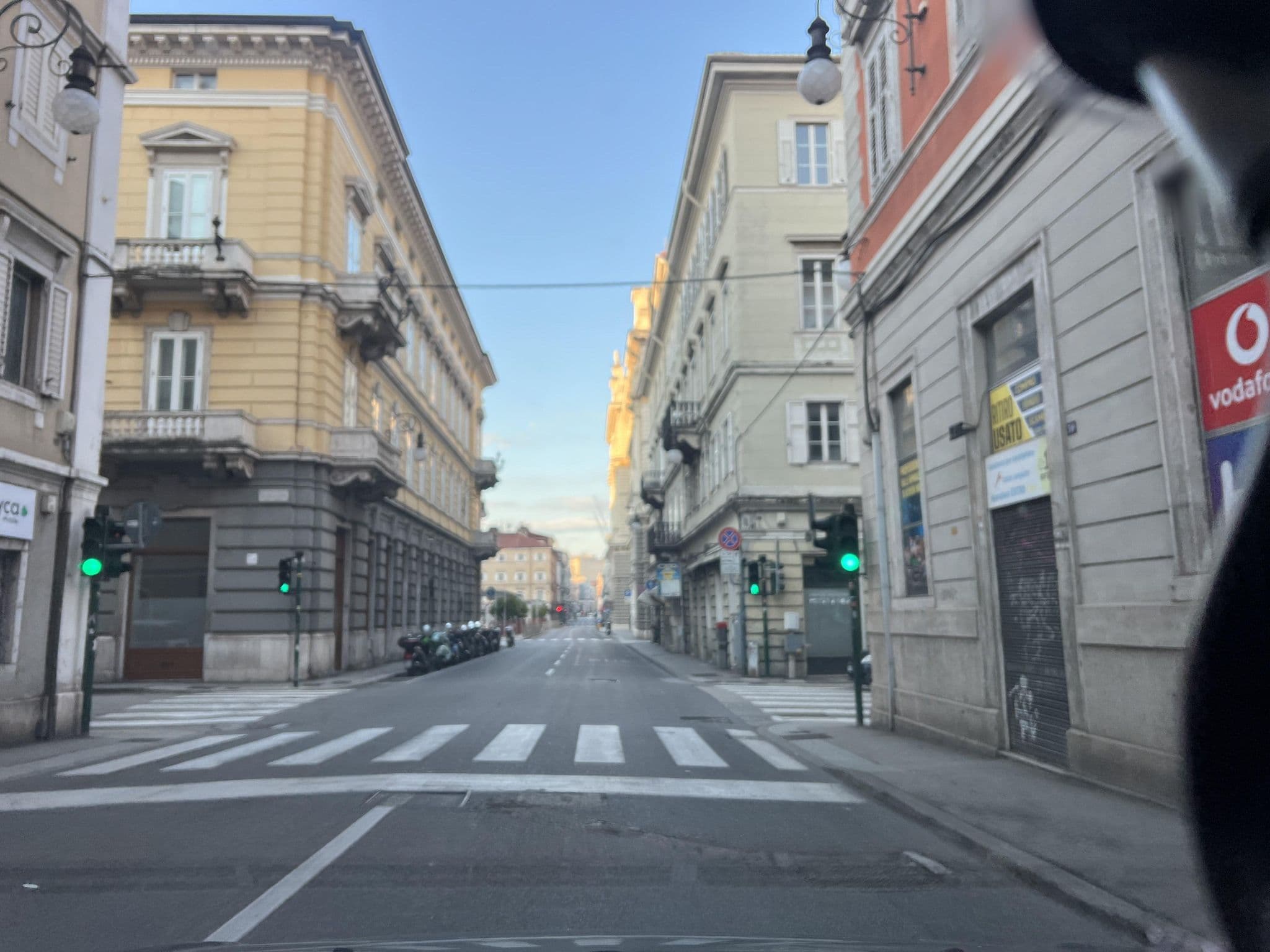 Street view near Hotel Colombia, Trieste — © igorzo (CC BY-SA · Mapillary)