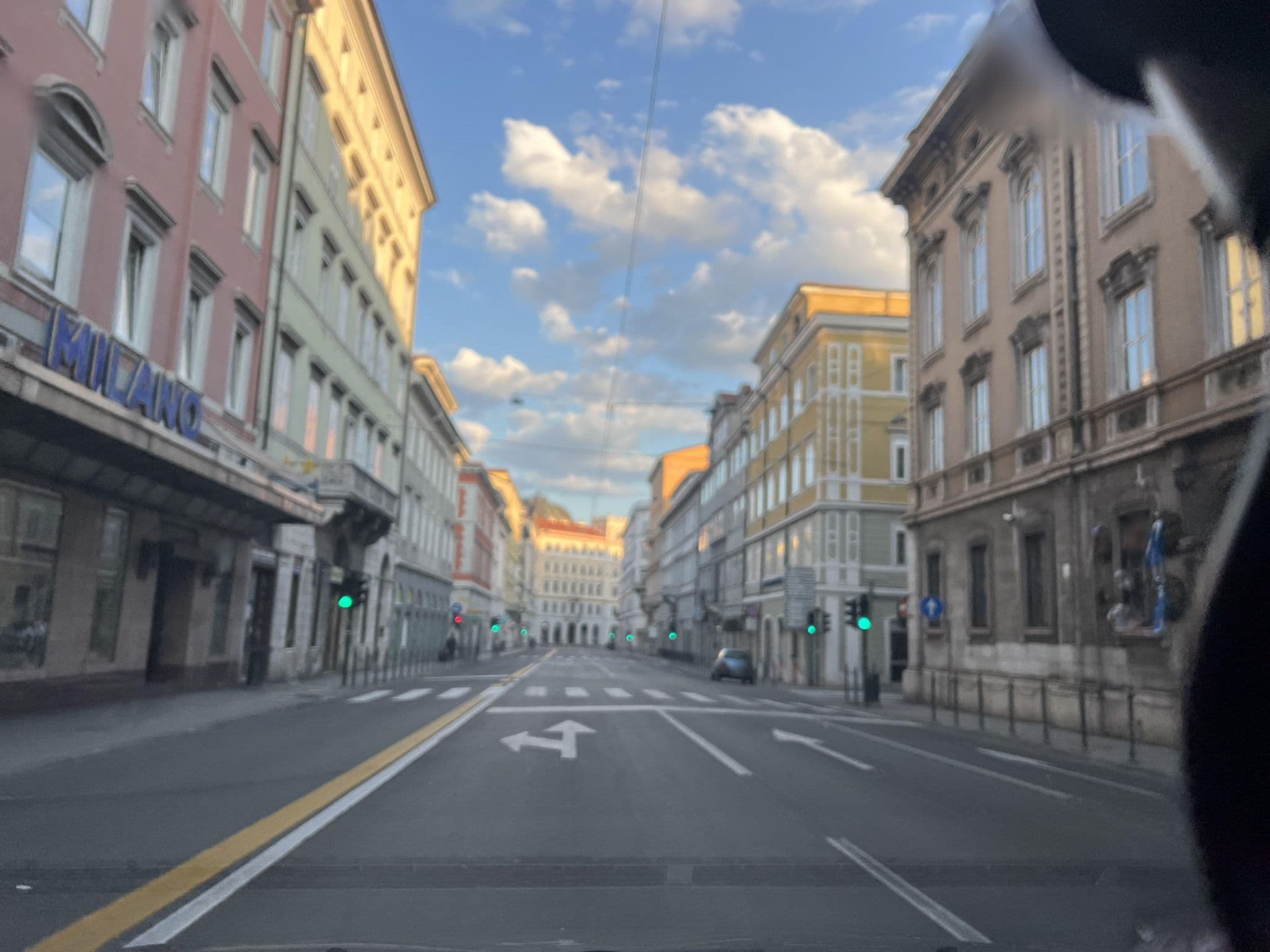 Street view near Hotel Milano, Trieste — © igorzo (CC BY-SA · Mapillary)