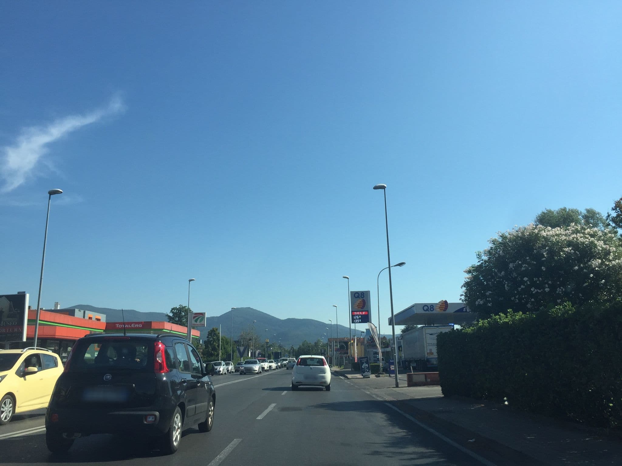 Street view near Hotel Napoleon, Lucca — © mapillary_service (CC BY-SA · Mapillary)