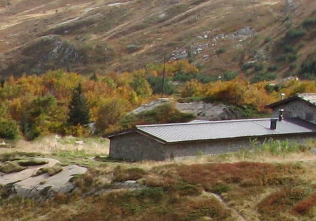 Lago Nero (via Wikimedia Commons, Public domain)