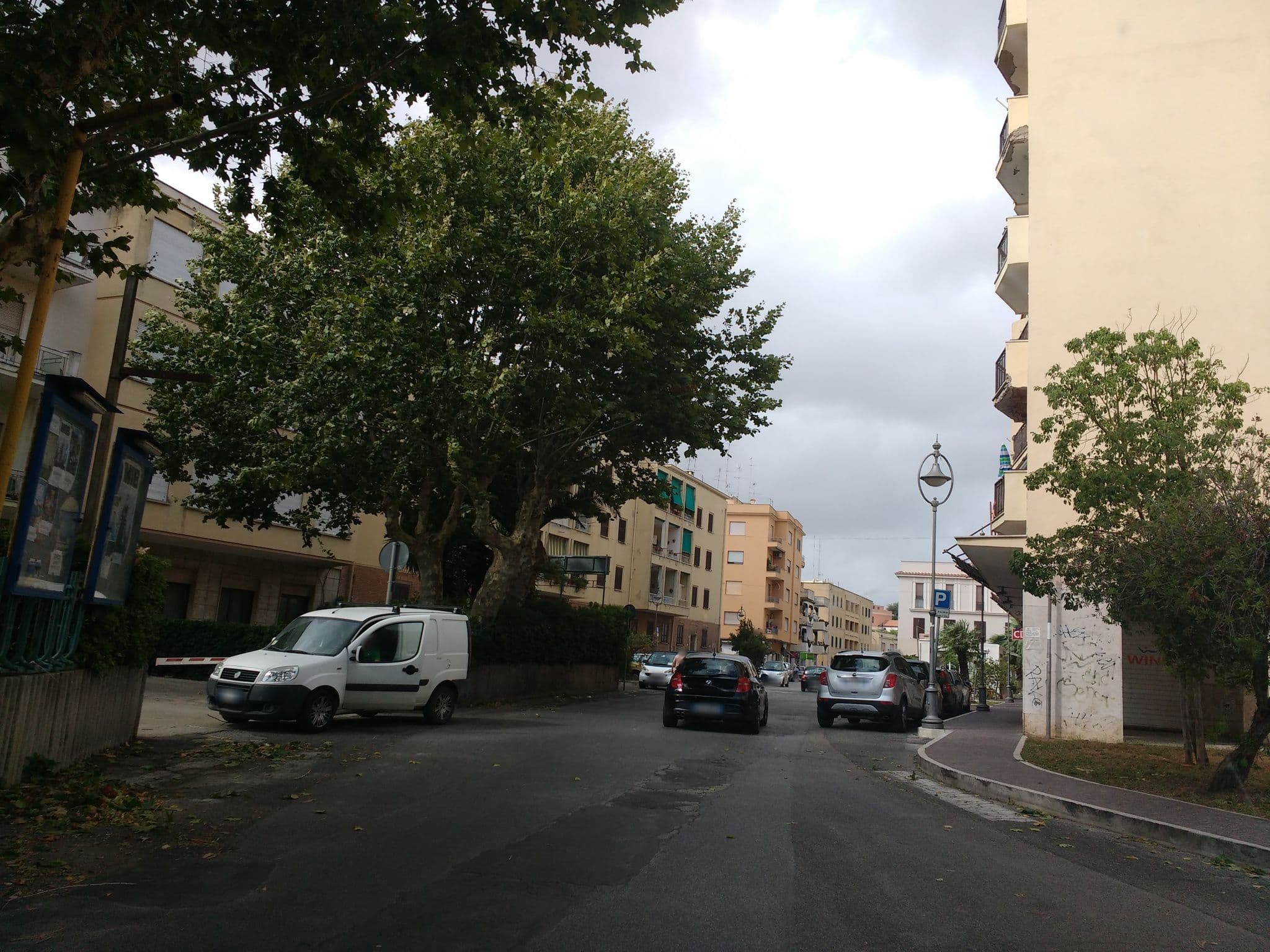 Street view near Hotel del Golfo, Anzio — © thetornado76 (CC BY-SA · Mapillary)