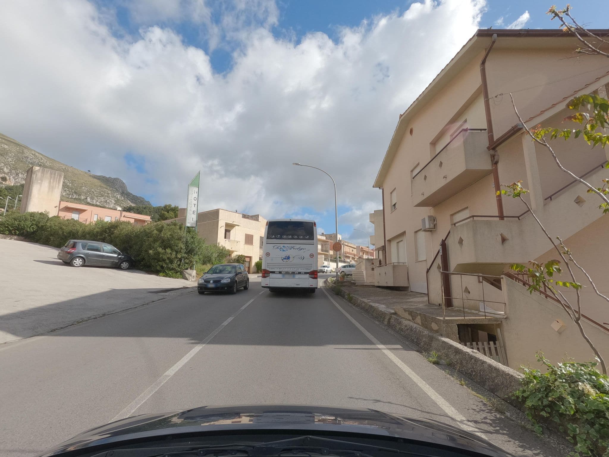 Street view near Hotel Ericevalle, Valderice — © ESTmapper1001 (CC BY-SA · Mapillary)