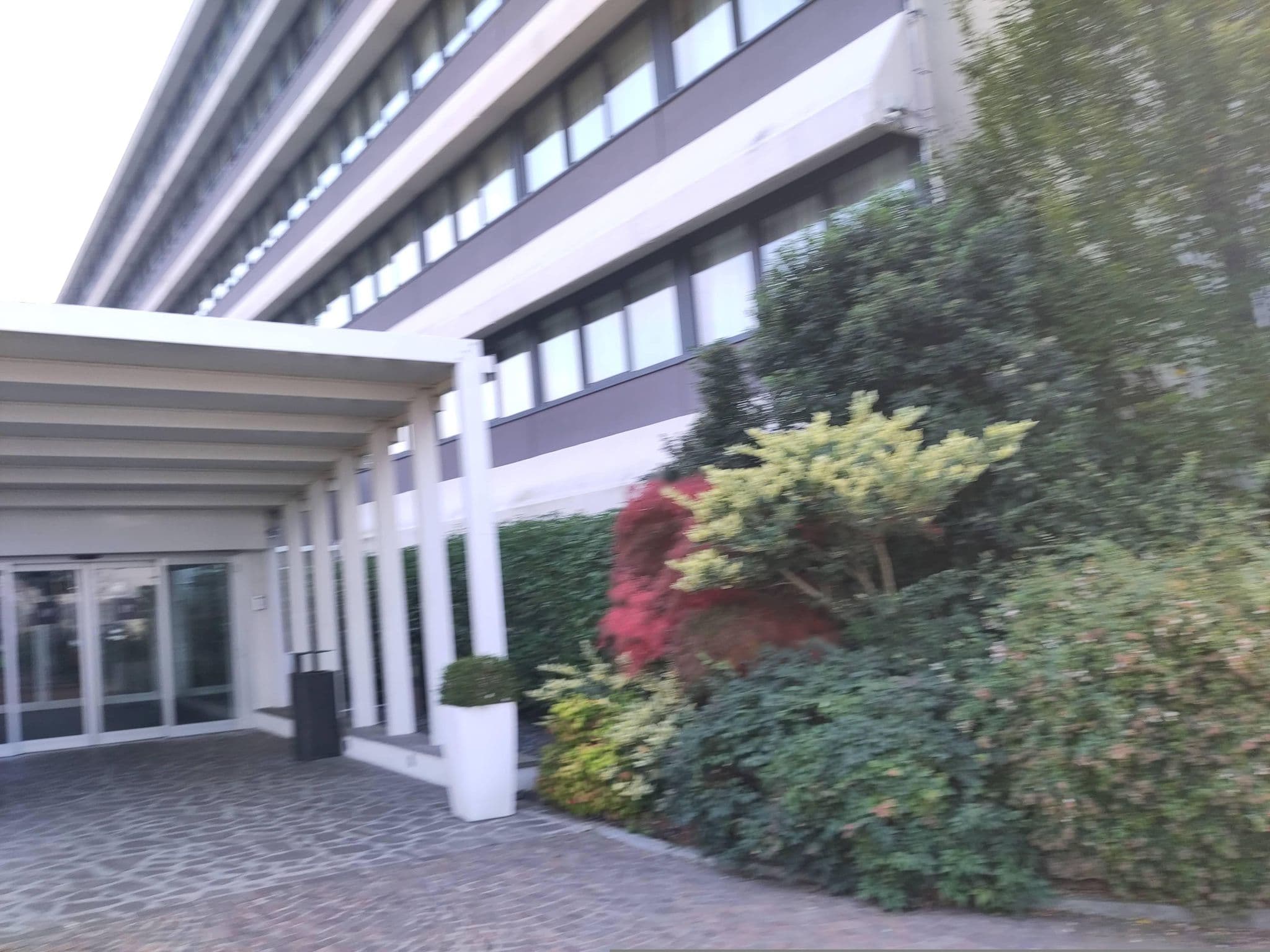 Street view near Living Palace Hotel Bologna, San Lazzaro — © marcuscalabresus (CC BY-SA · Mapillary)