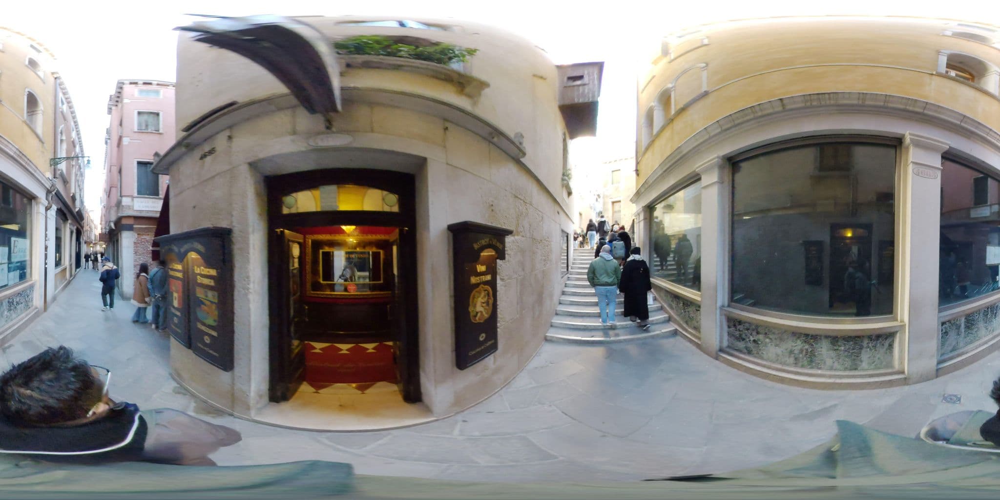 Street view near Hotel Al Gambero, Venice