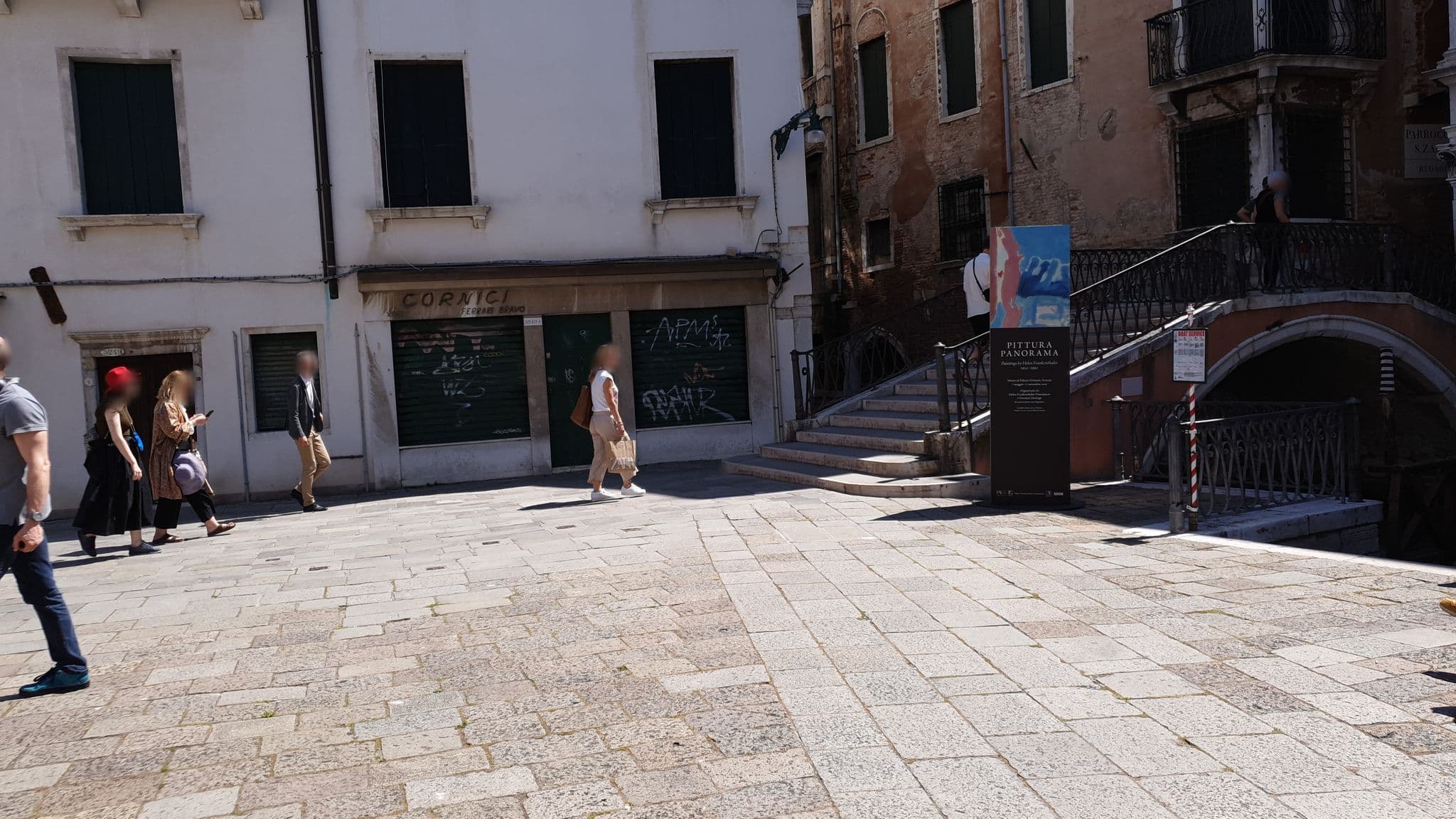 Street view near Casa Malipiero, Venice