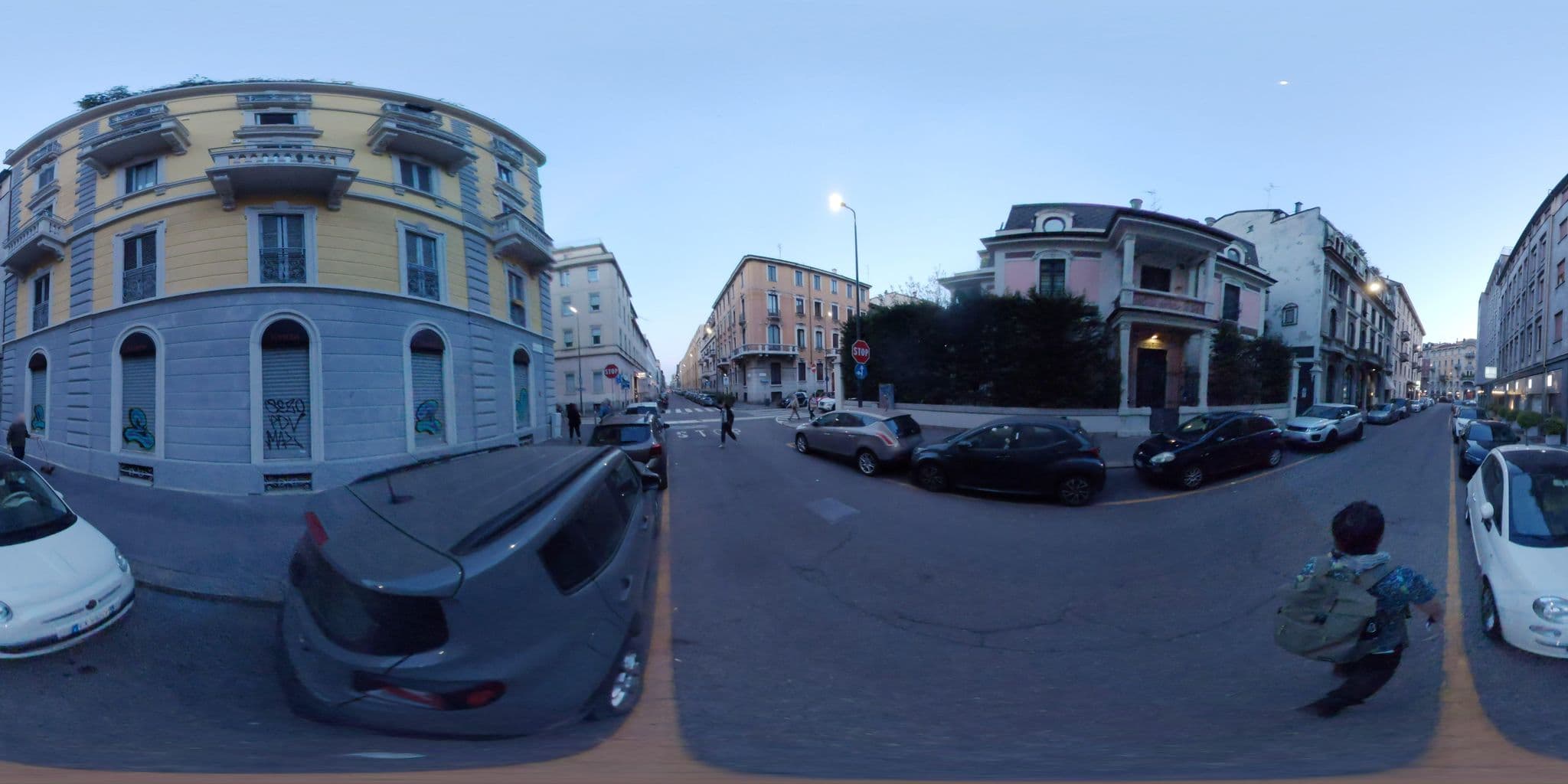 Street view near Hotel Mediolanum, Brera