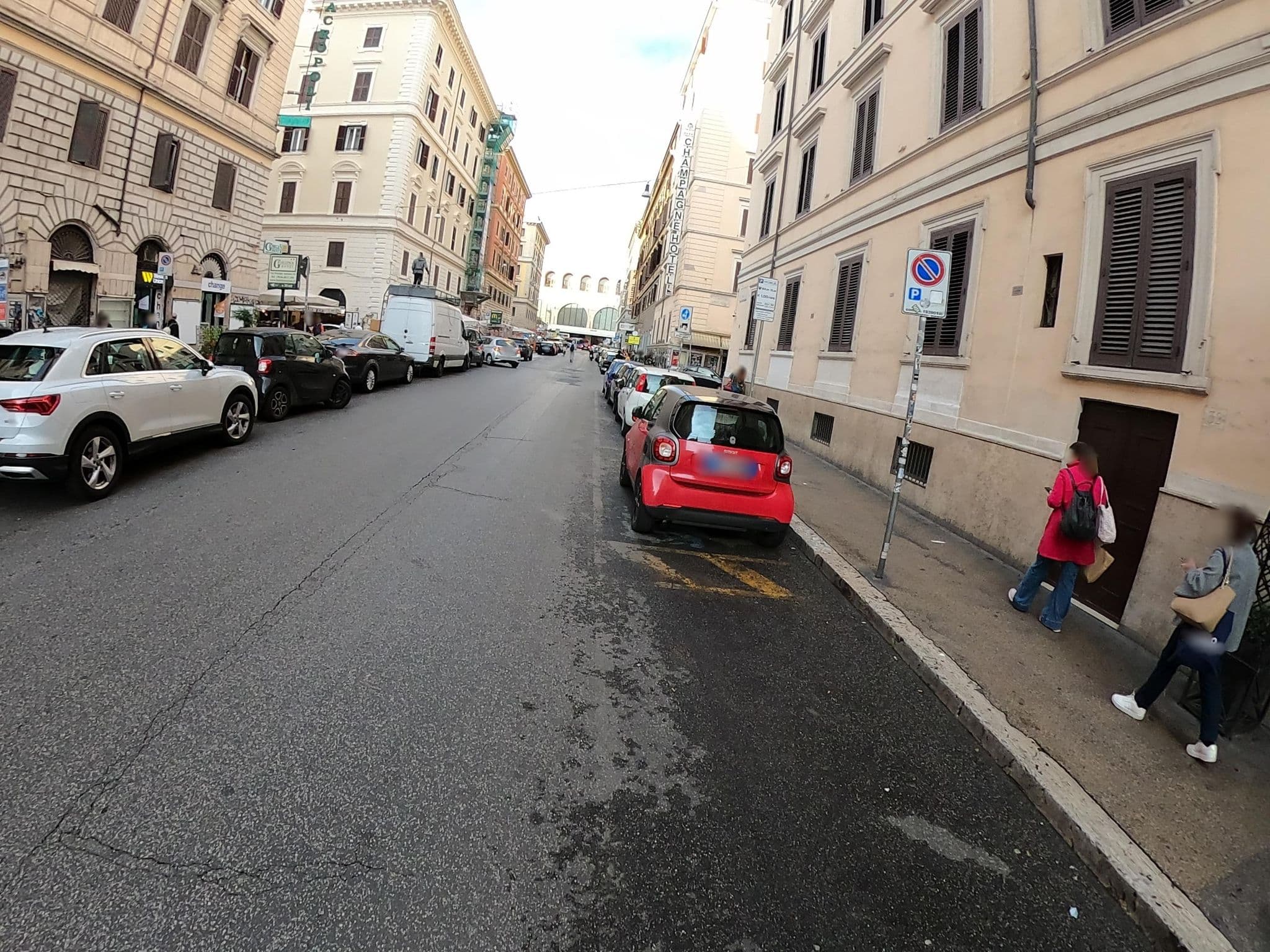 Street view near Hotel RomAntica, Monti