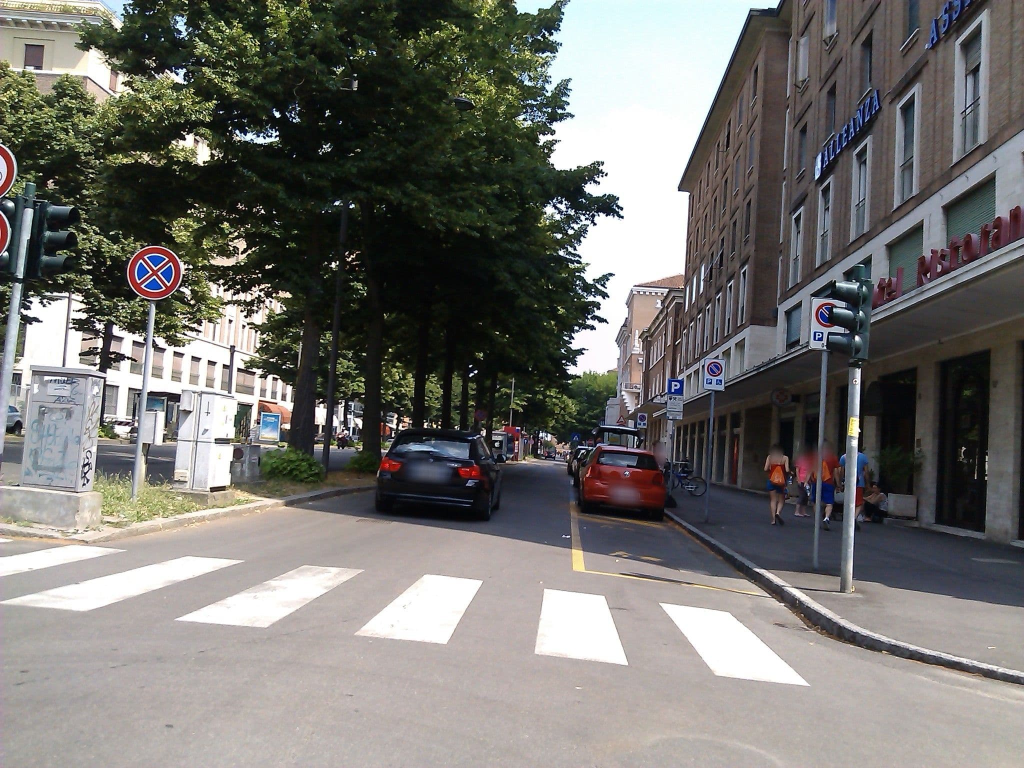 Street view near Hotel Astra, Ferrara — © changchun1 (CC BY-SA · Mapillary)