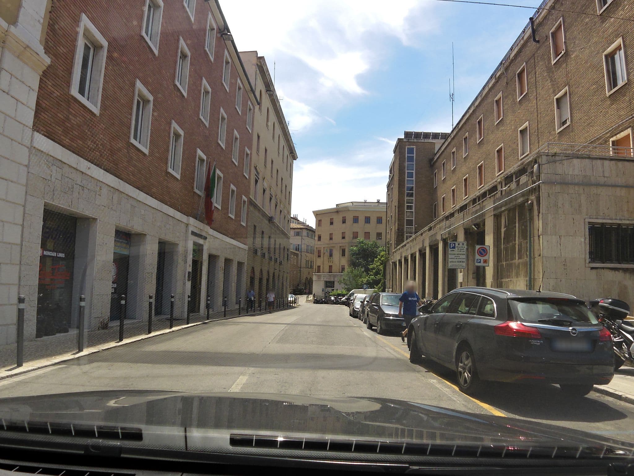 Street view near Grand Hotel Palace, Ancona — © czmrtn (CC BY-SA · Mapillary)
