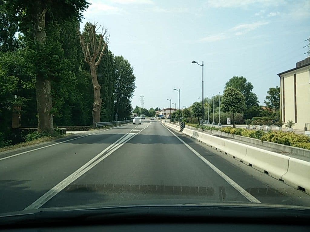 Street view near Best Western Titian Inn Hotel Treviso, Silea — © bellazambo (CC BY-SA · Mapillary)