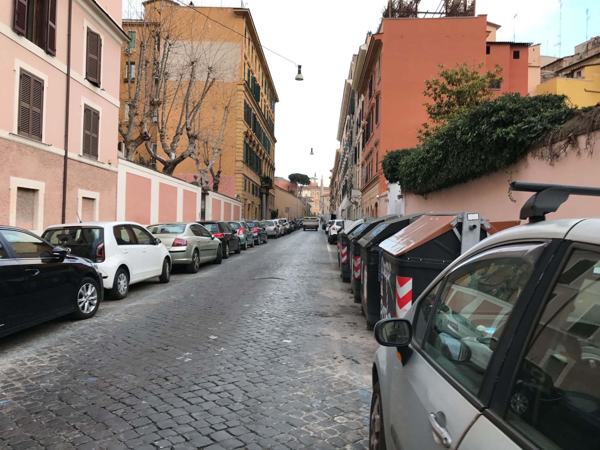 Street view near Convitto Pio IX, Celio — © fundacja_geolife (CC BY-SA · Mapillary)