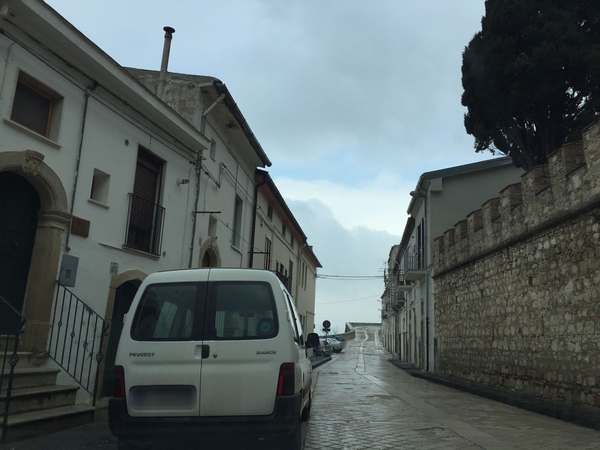 Street view near Affittacamere Residenza Ducale, Bovino — © richlv (CC BY-SA · Mapillary)