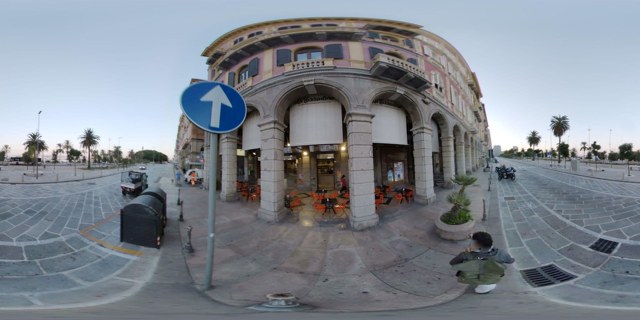 Street view near La Ghirlanda, Cagliari — © mapconcierge (CC BY-SA · Mapillary)