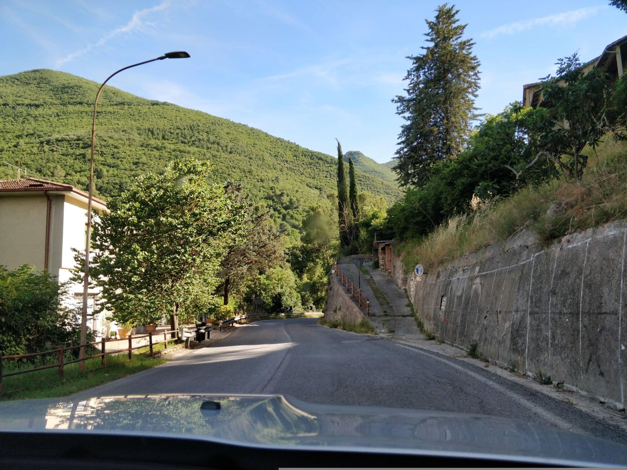 Street view near Albergo Ristorante Ai tre Archi, Ferentillo — © panbauletto (CC BY-SA · Mapillary)