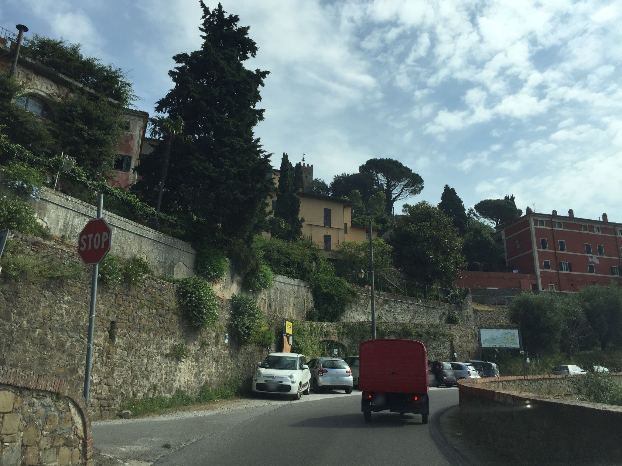 Street view near Villa Sermolli, Borgo a Buggiano — © mapillary_service (CC BY-SA · Mapillary)