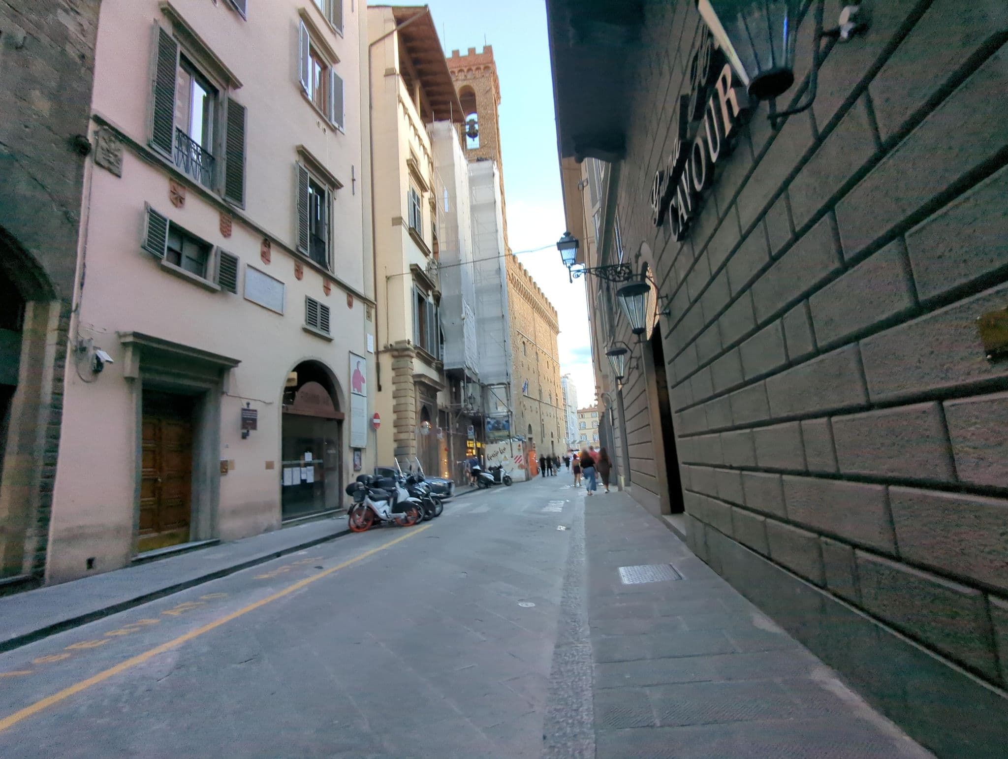 Street view near B&B Il Bargello, Florence