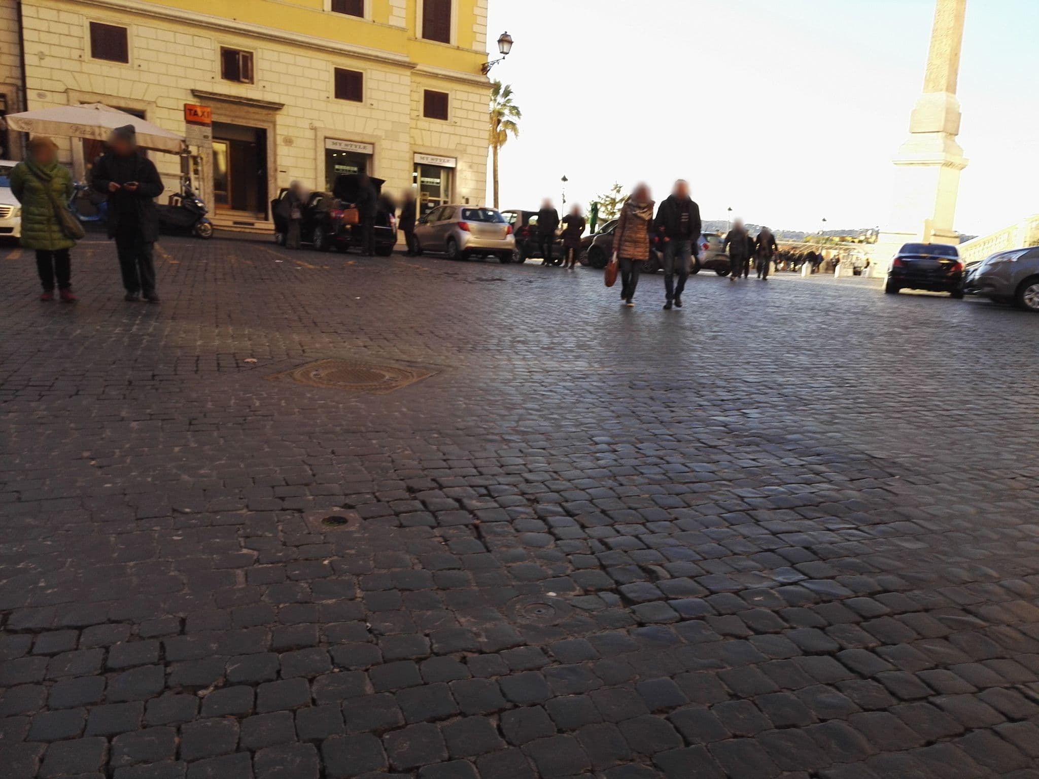 Street view near Hotel Hassler, Ludovisi — © marcuscalabresus (CC BY-SA · Mapillary)