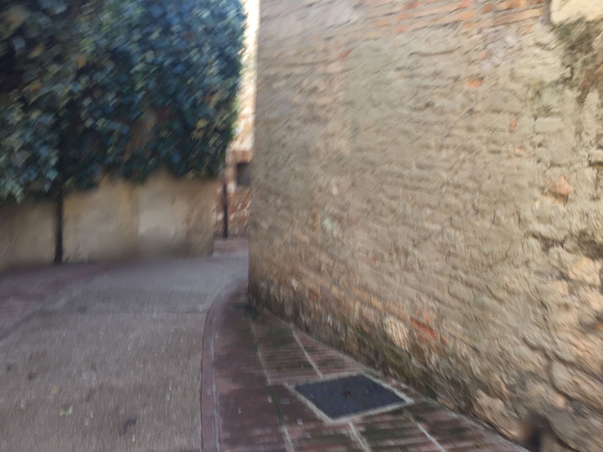 Street view near Primavera Mini Hotel, Perugia — © valeriacle (CC BY-SA · Mapillary)