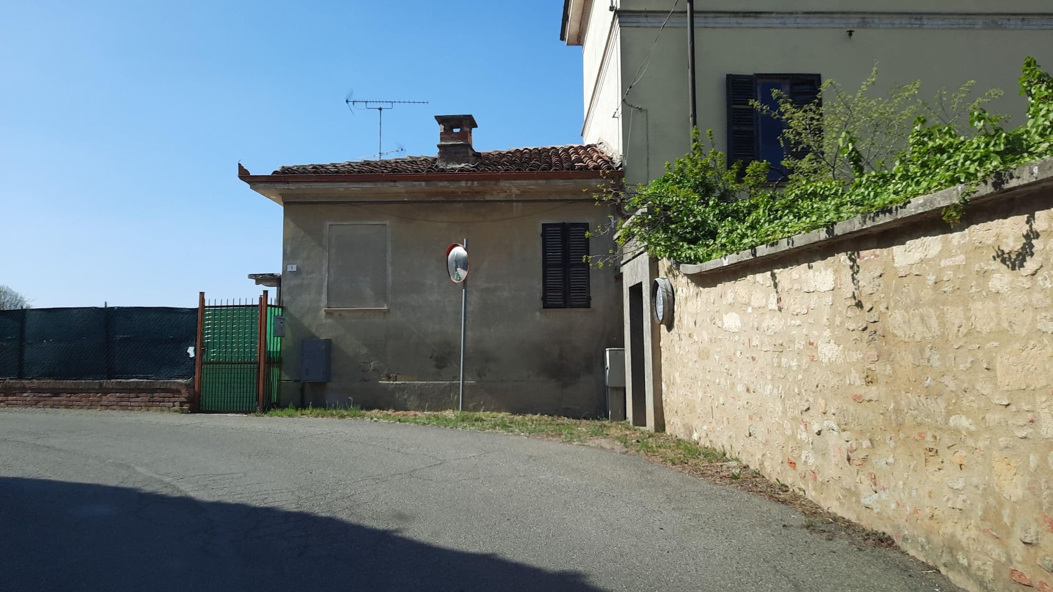 Street view near Il Mongetto, Fubine — © musuruan (CC BY-SA · Mapillary)