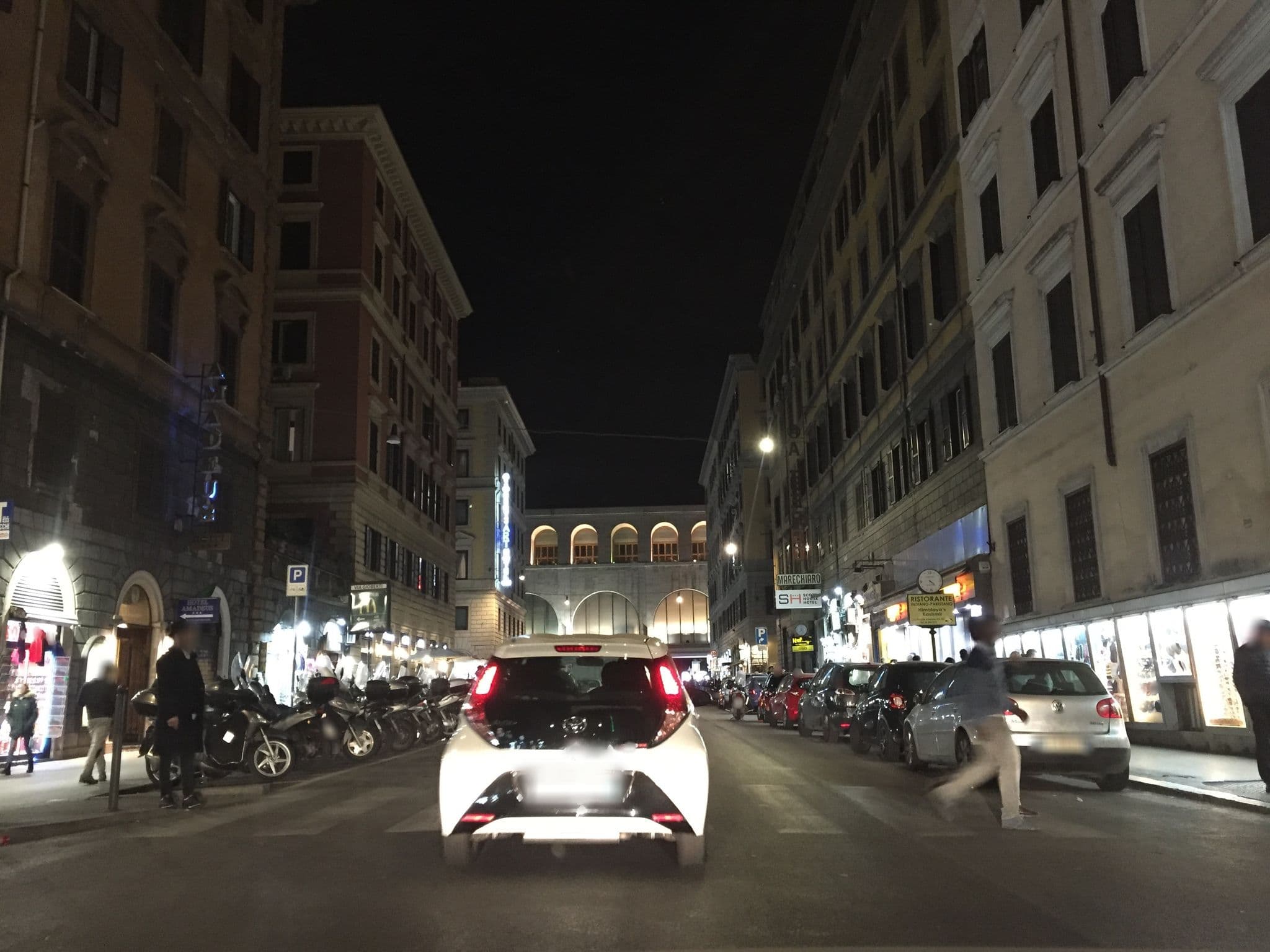 Street view near Giorgina Hotel, Monti — © richlv (CC BY-SA · Mapillary)