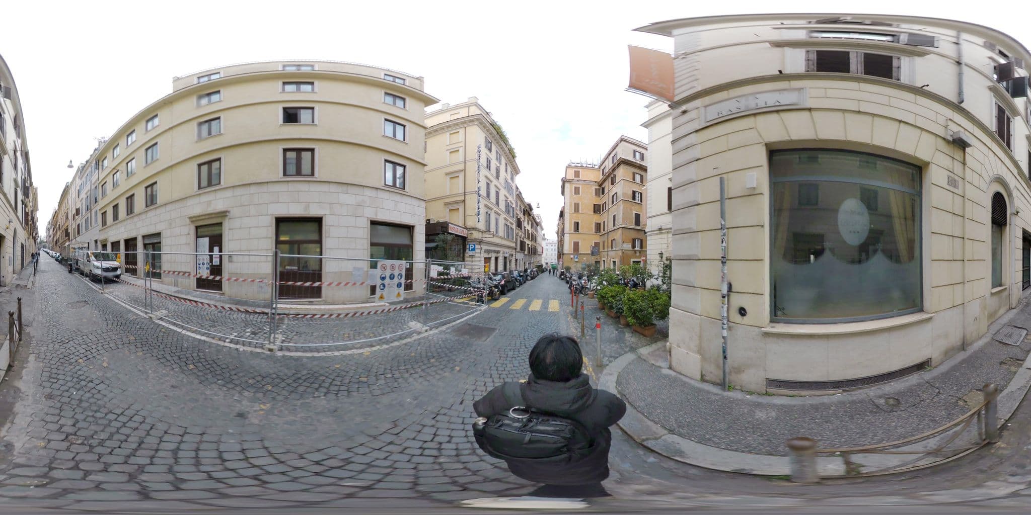 Street view near Hotel De Petris, Ludovisi — © akiyoshiii213 (CC BY-SA · Mapillary)