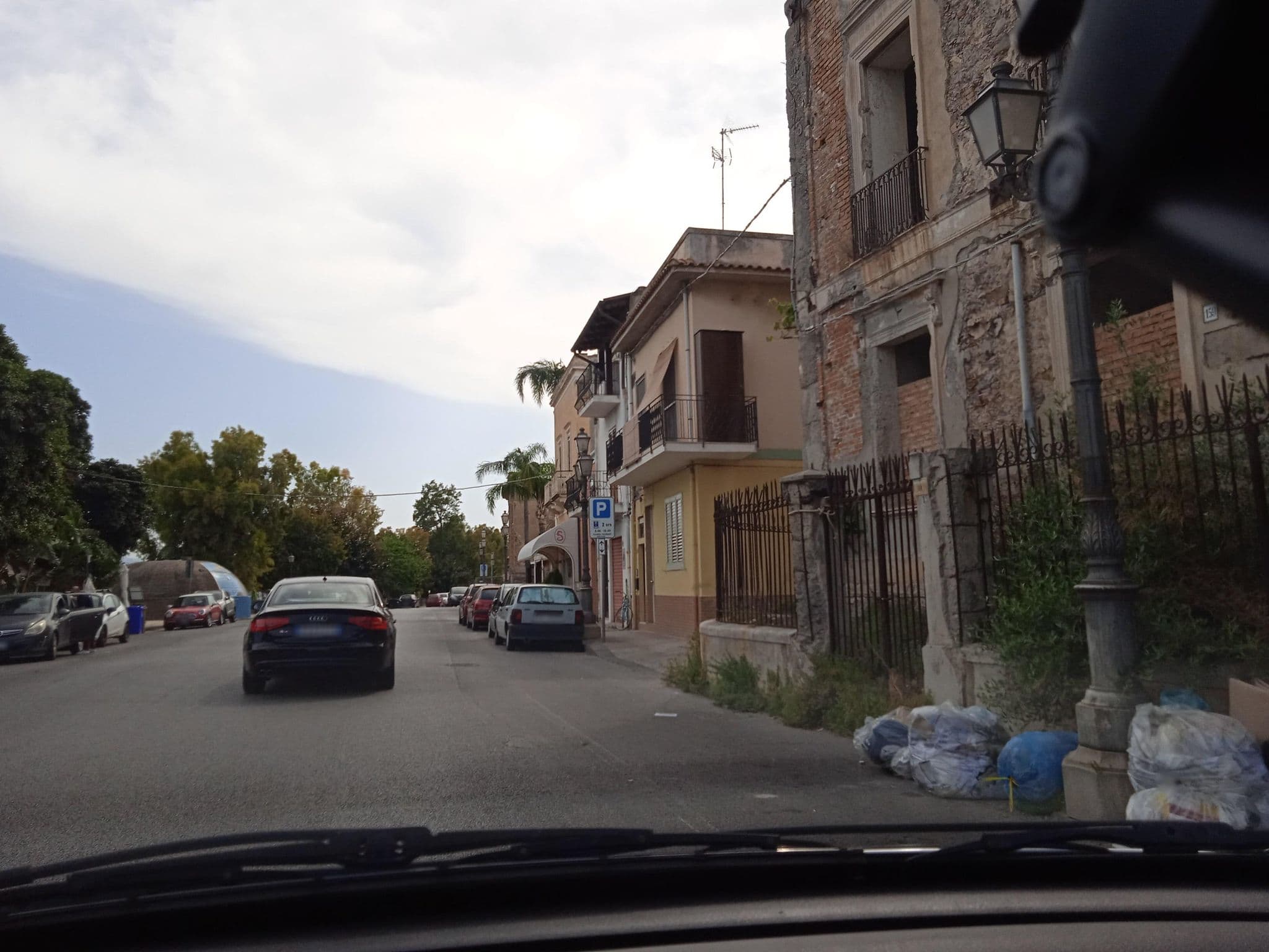 Street view near Garibaldi, Milazzo — © p8fy9y9fs (CC BY-SA · Mapillary)